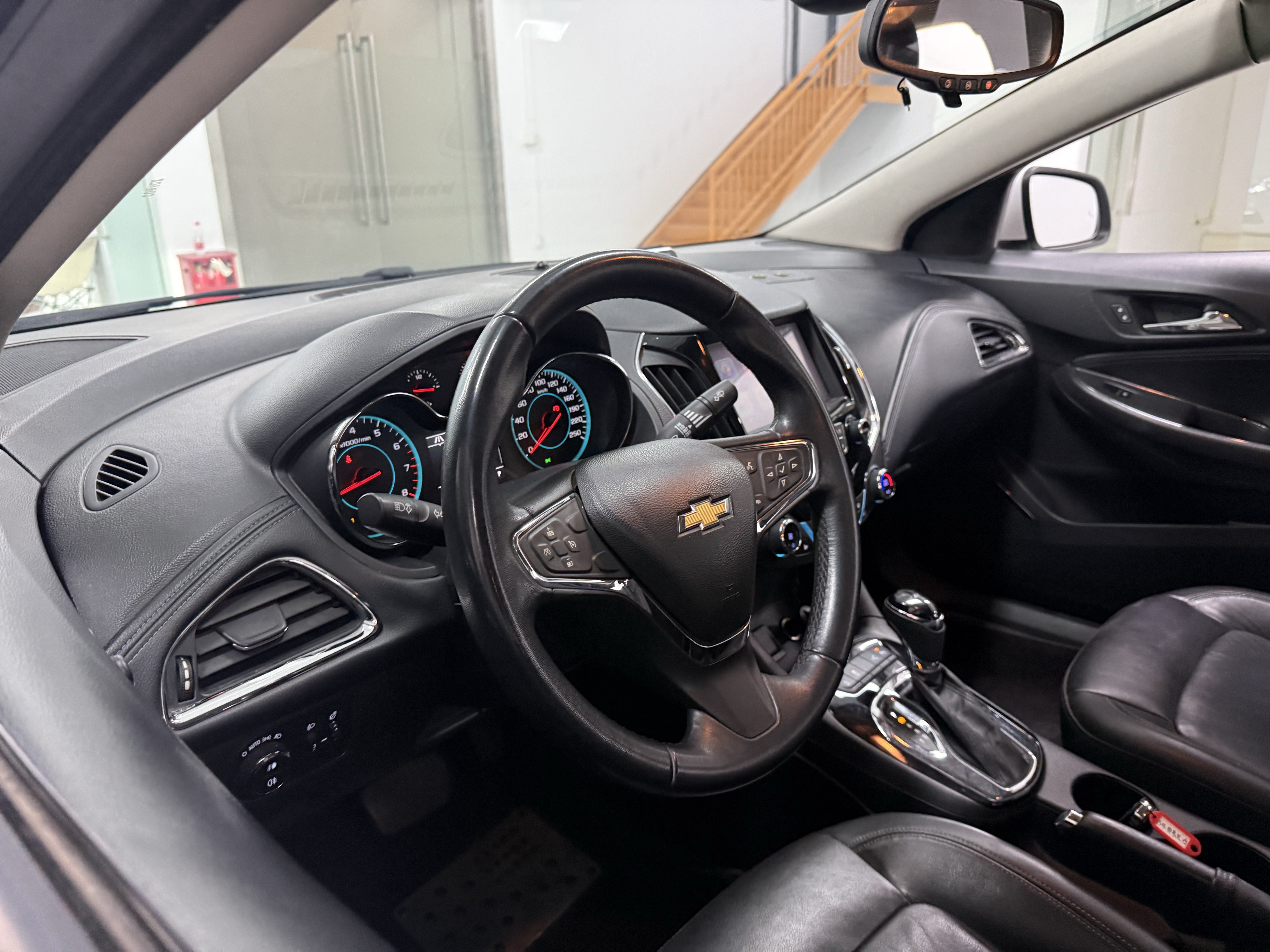 Chevrolet Cruze 2015 immagine di auto #13