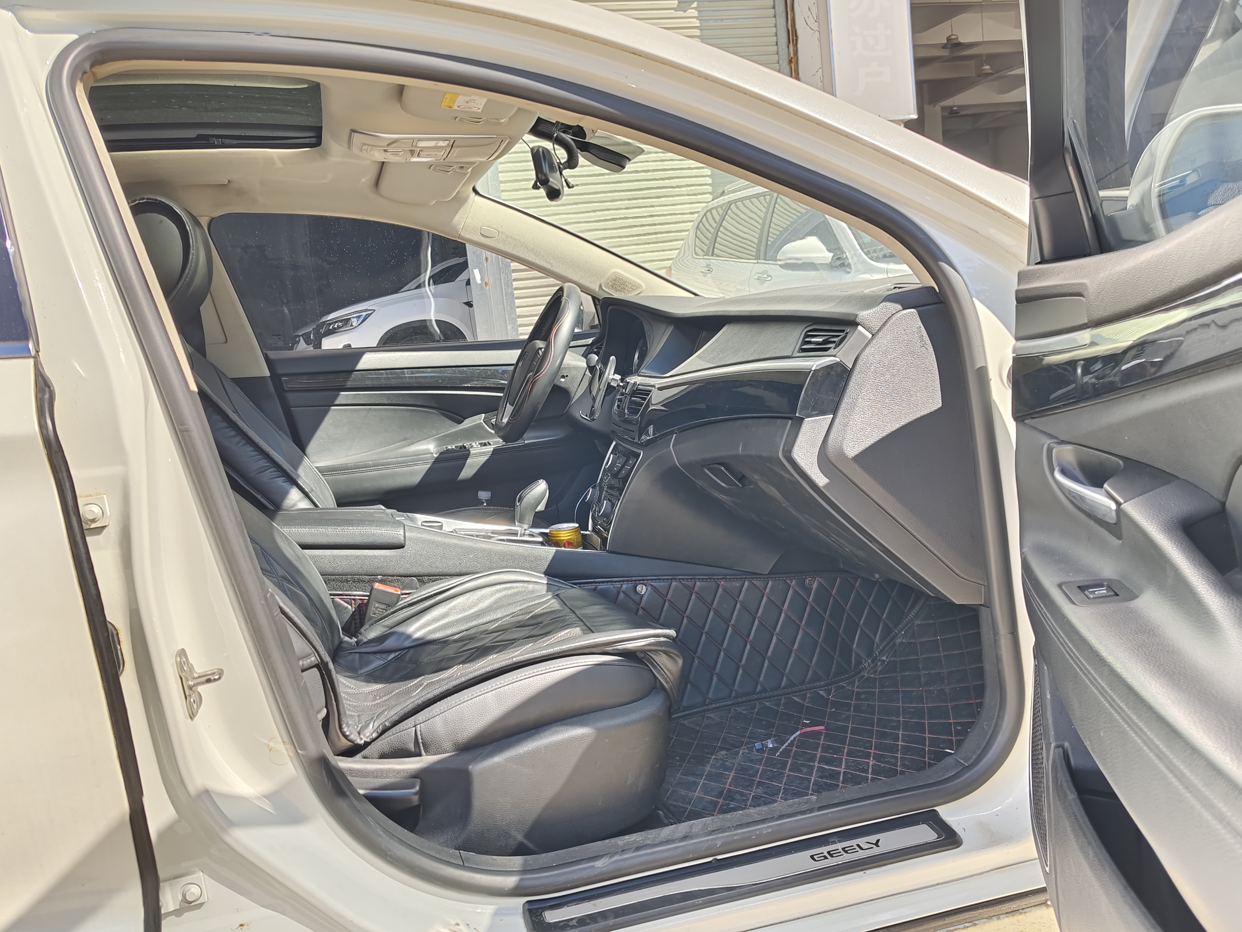 GEELY Ulion 2017 immagine di auto #13