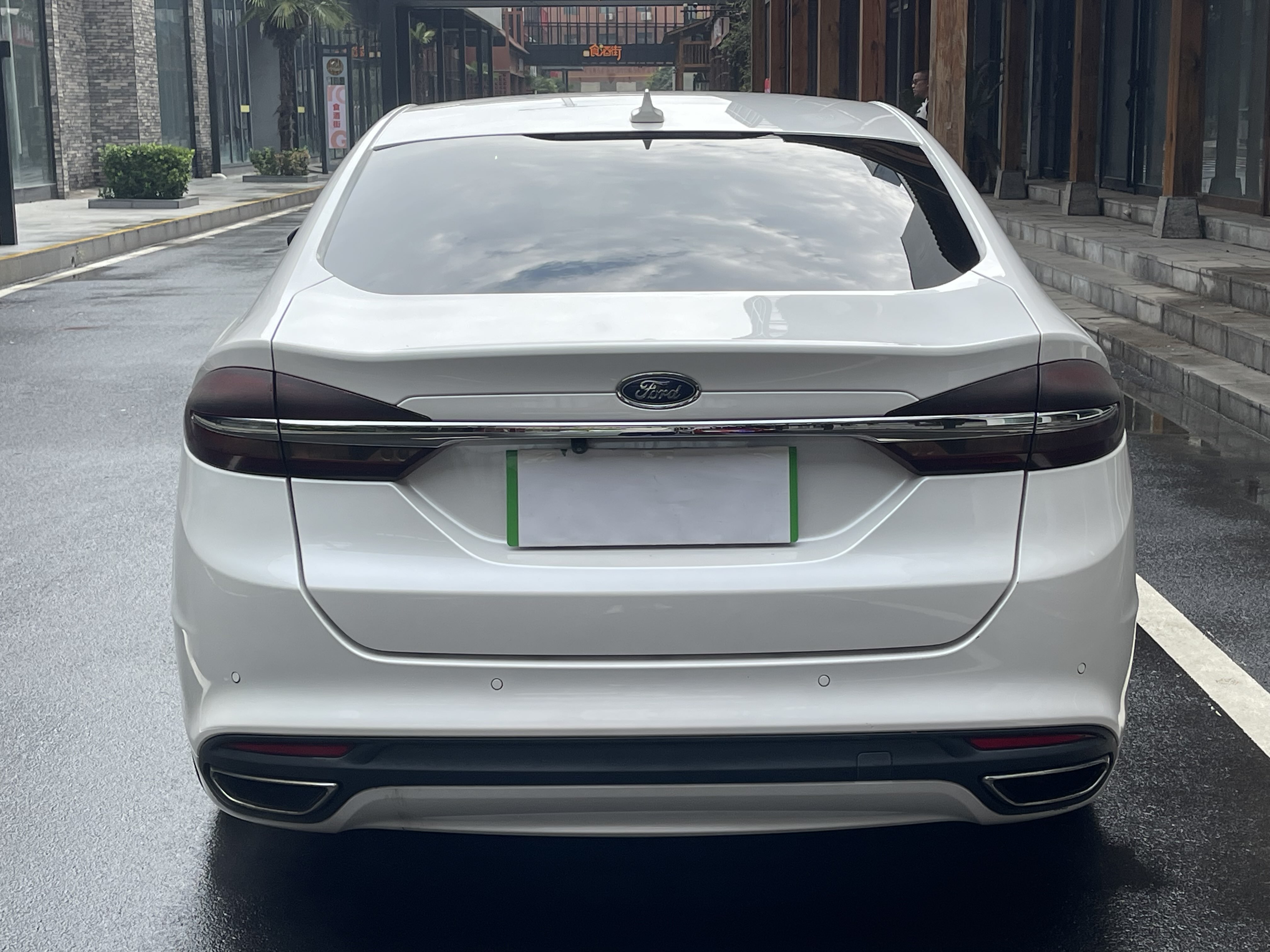 Ford Mondeo 2018 #13 Ford Mondeo 2018 car image #13