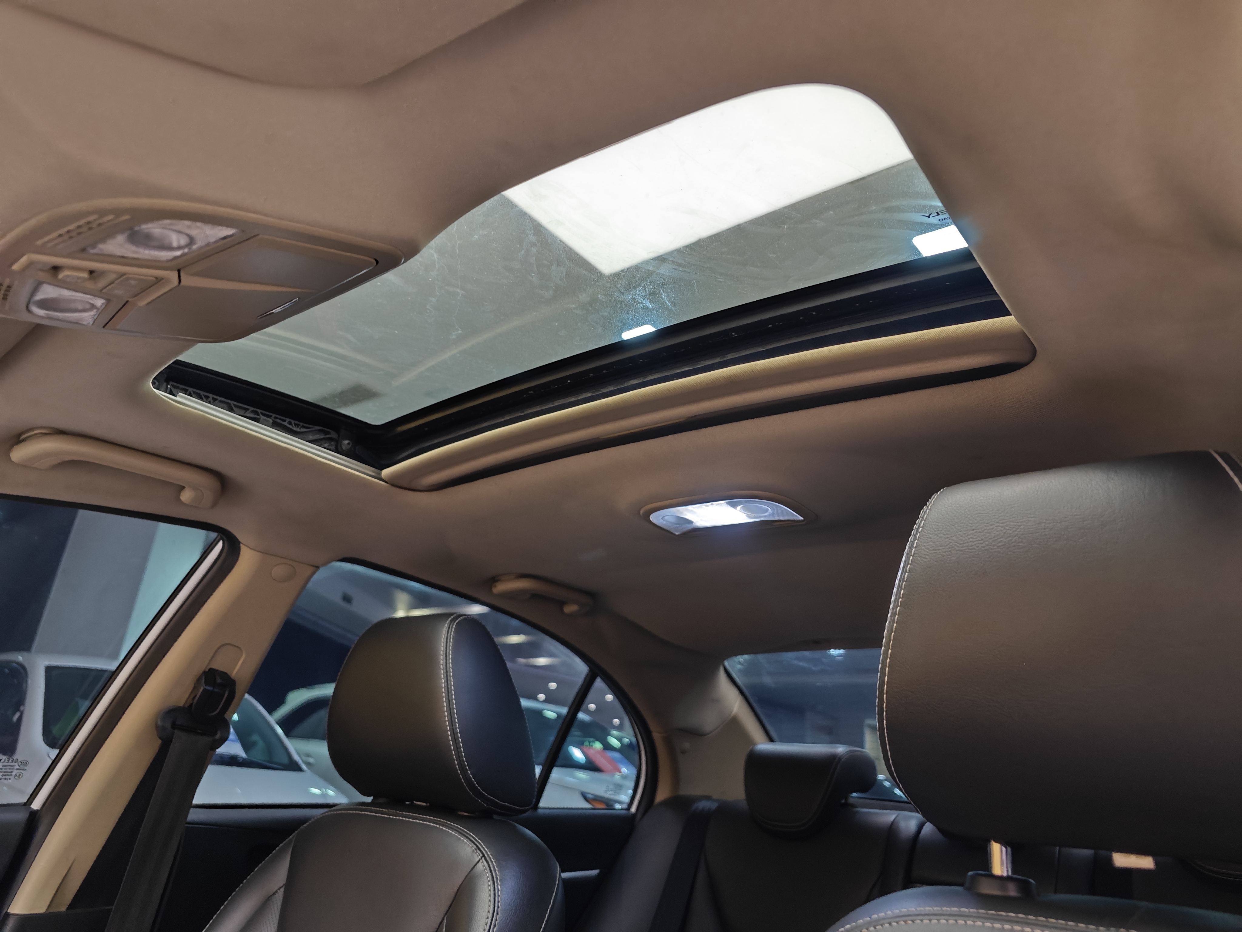 GEELY Emgrand 2018 car image #13