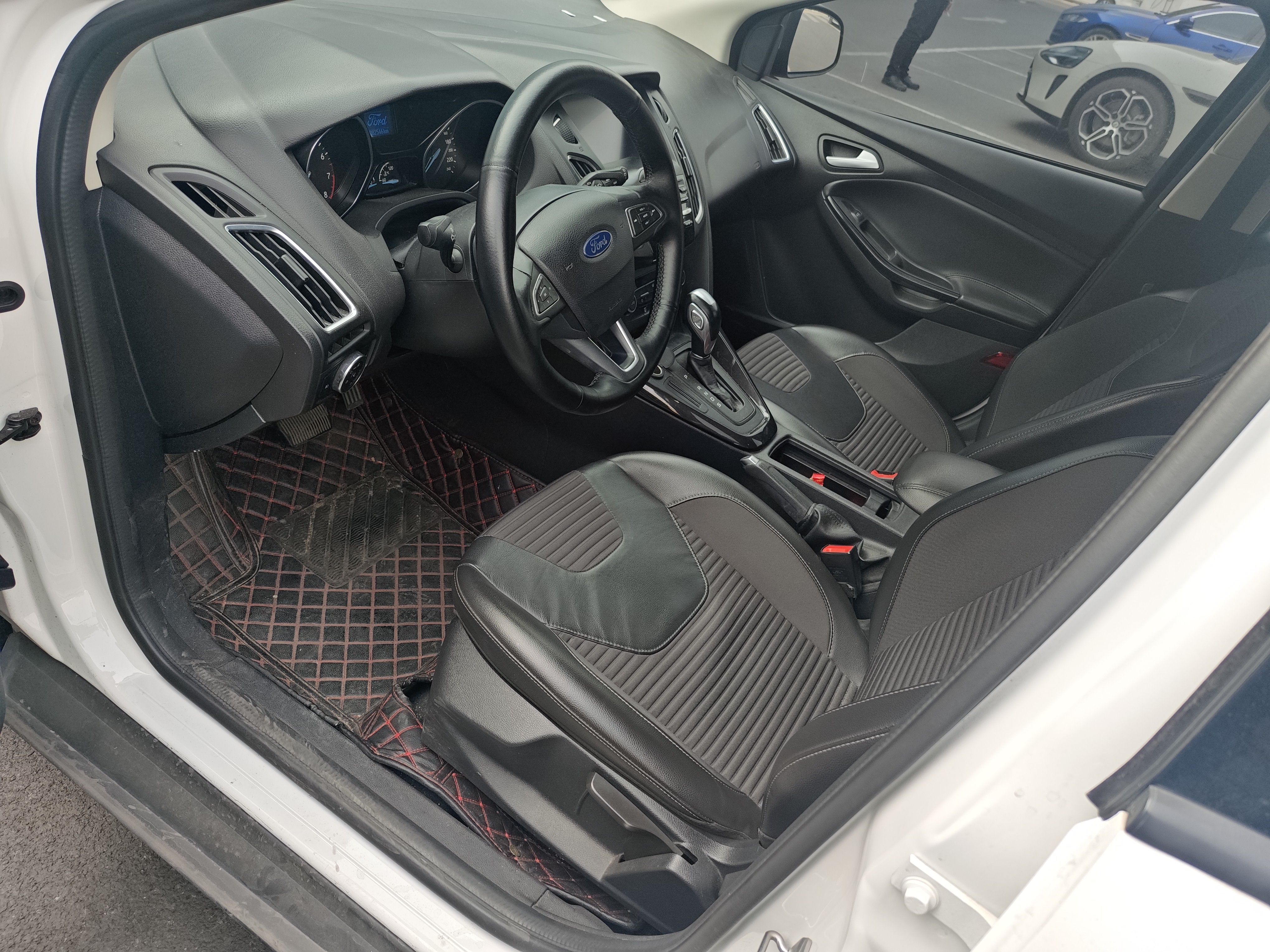 Ford Focus 2018 #13 Ford Focus 2018 car image #13