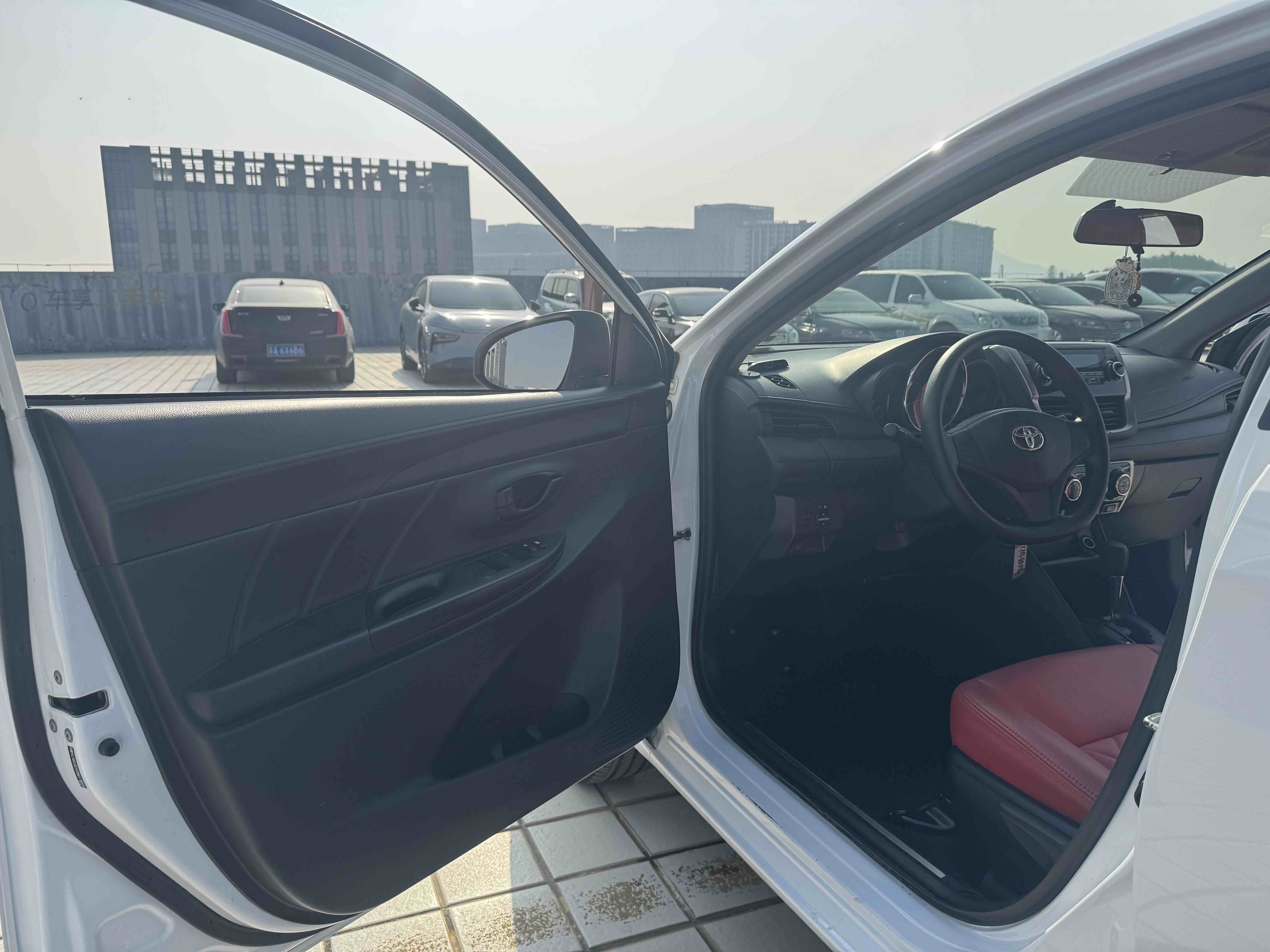 Yaris L Zhixuan 2017 #13 Yaris L Zhixuan 2017 car image #13