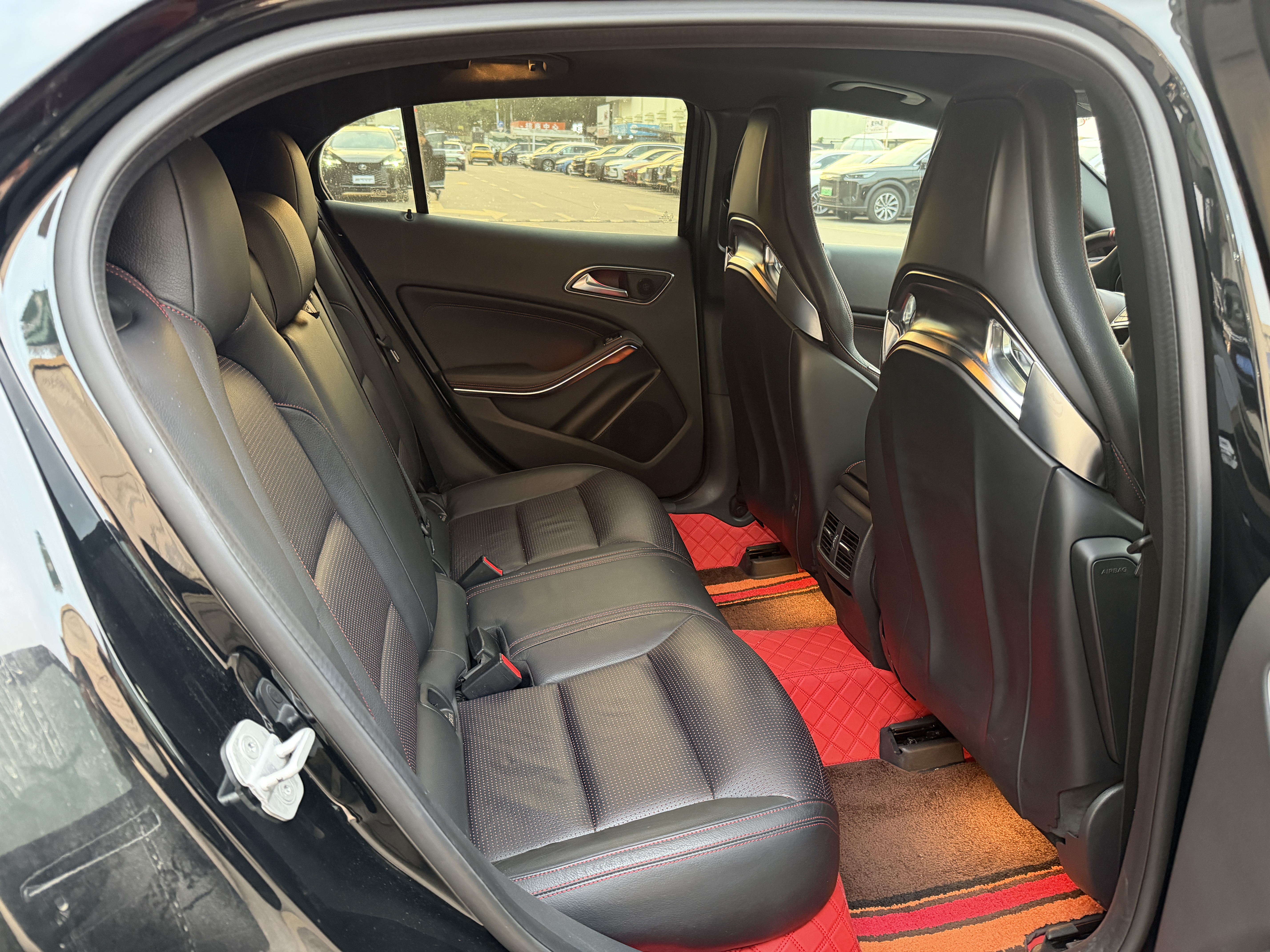 Mercedes-Benz GLA AMG 2016 car image #13