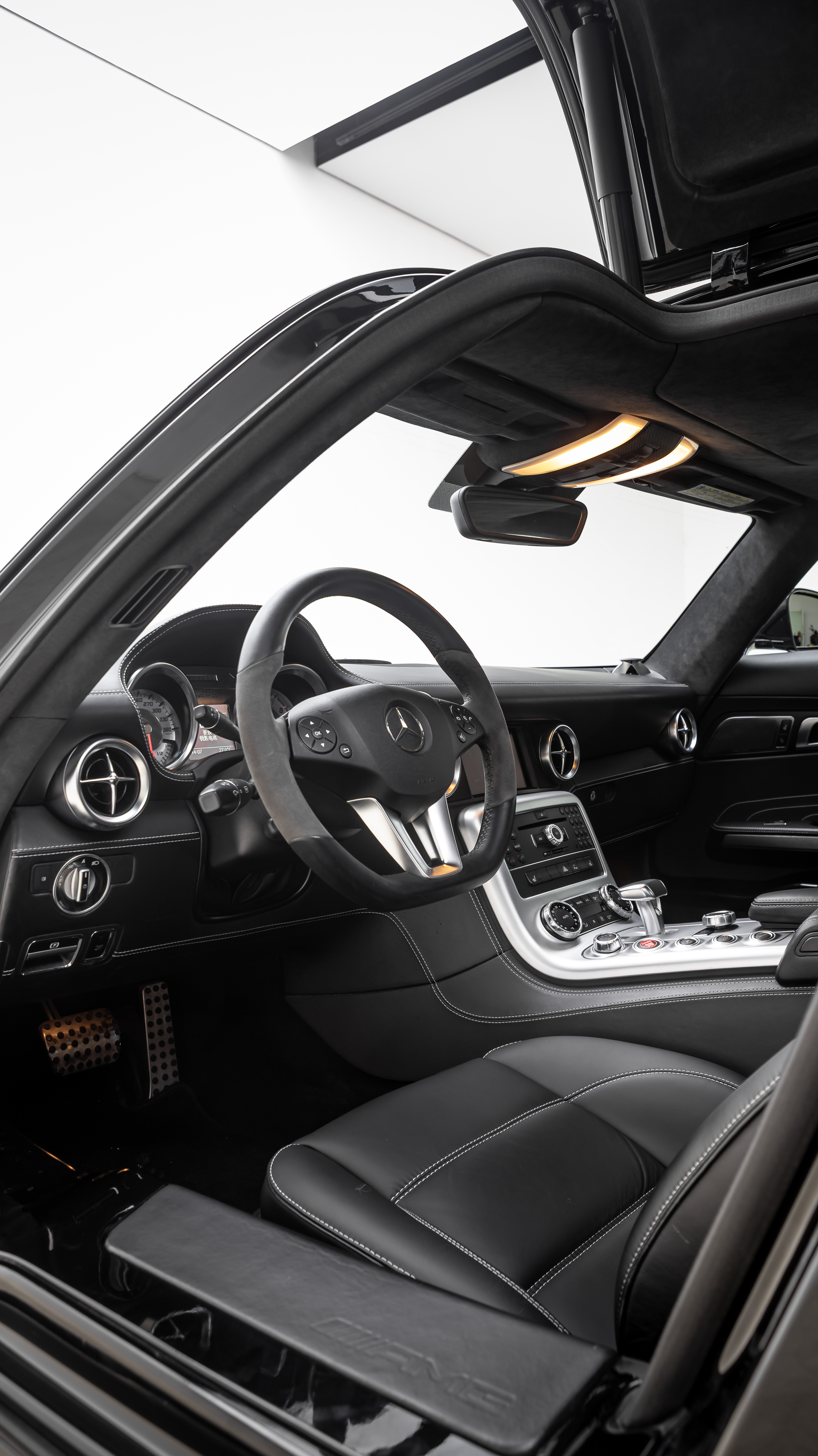 Mercedes-Benz SLS AMG 2015 #13 Mercedes-Benz SLS AMG 2015 car image #13