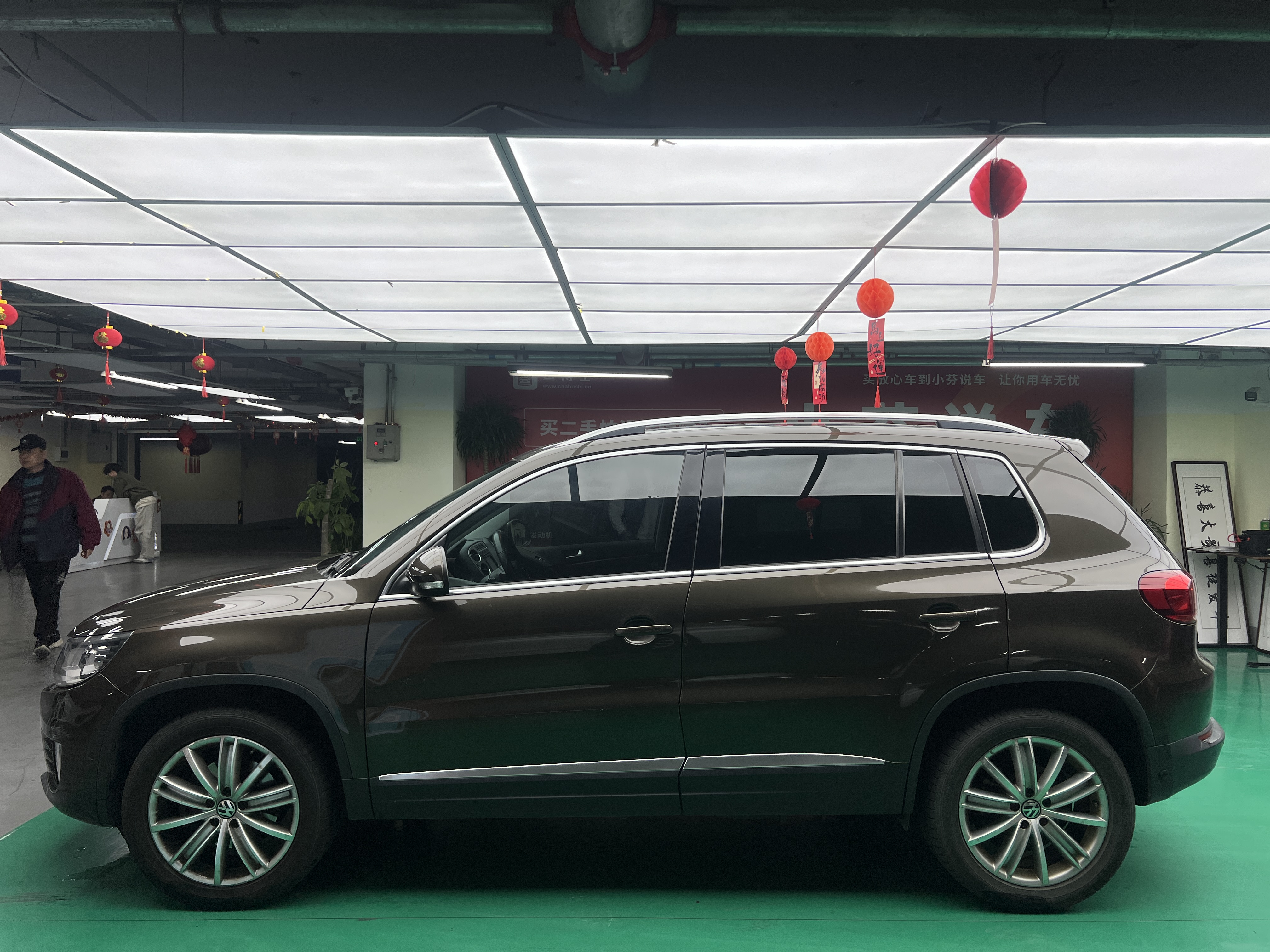 Volkswagen Tiguan 2014 car image #13