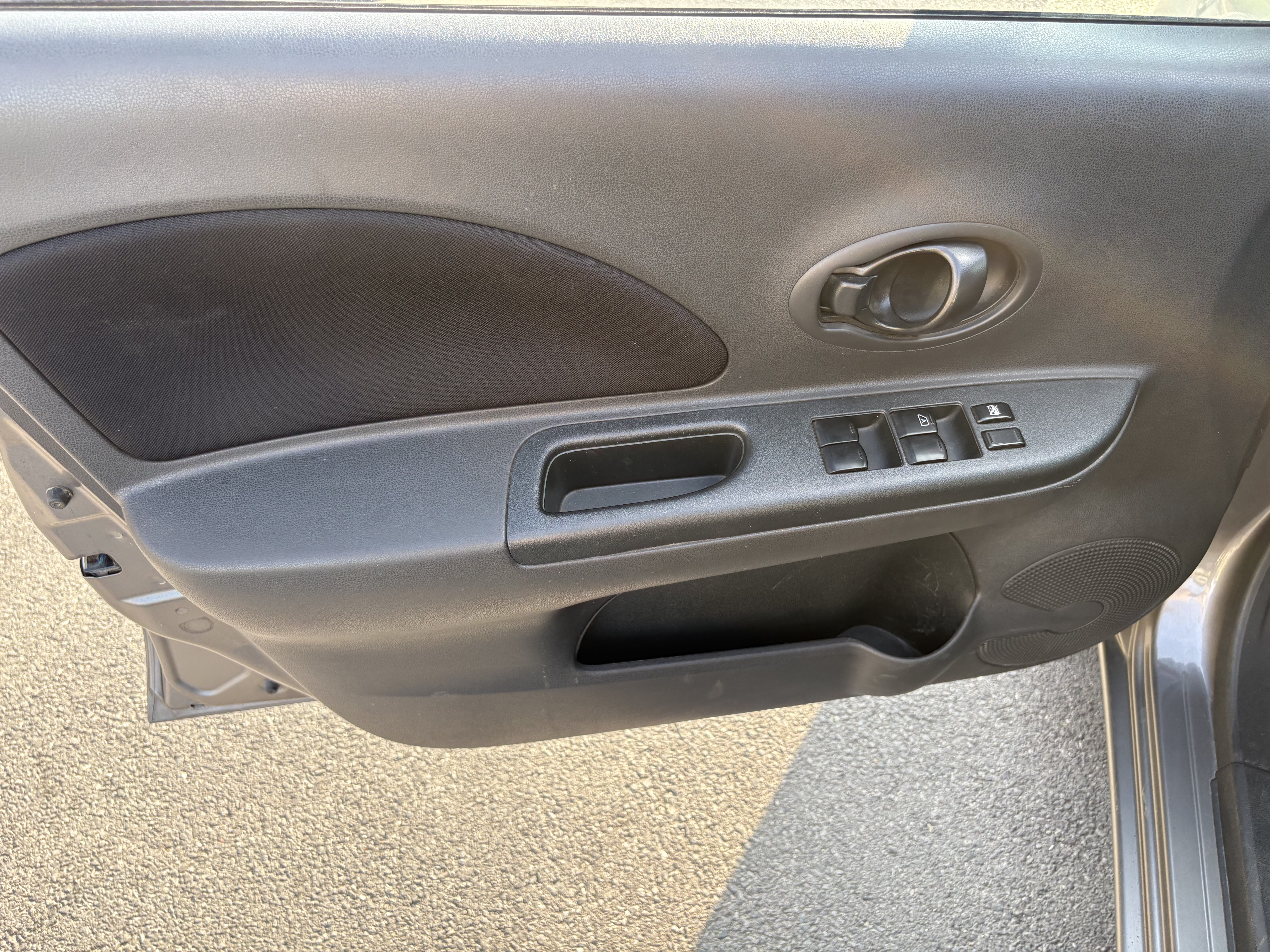 日产 玛驰 2010 汽车图片 #13