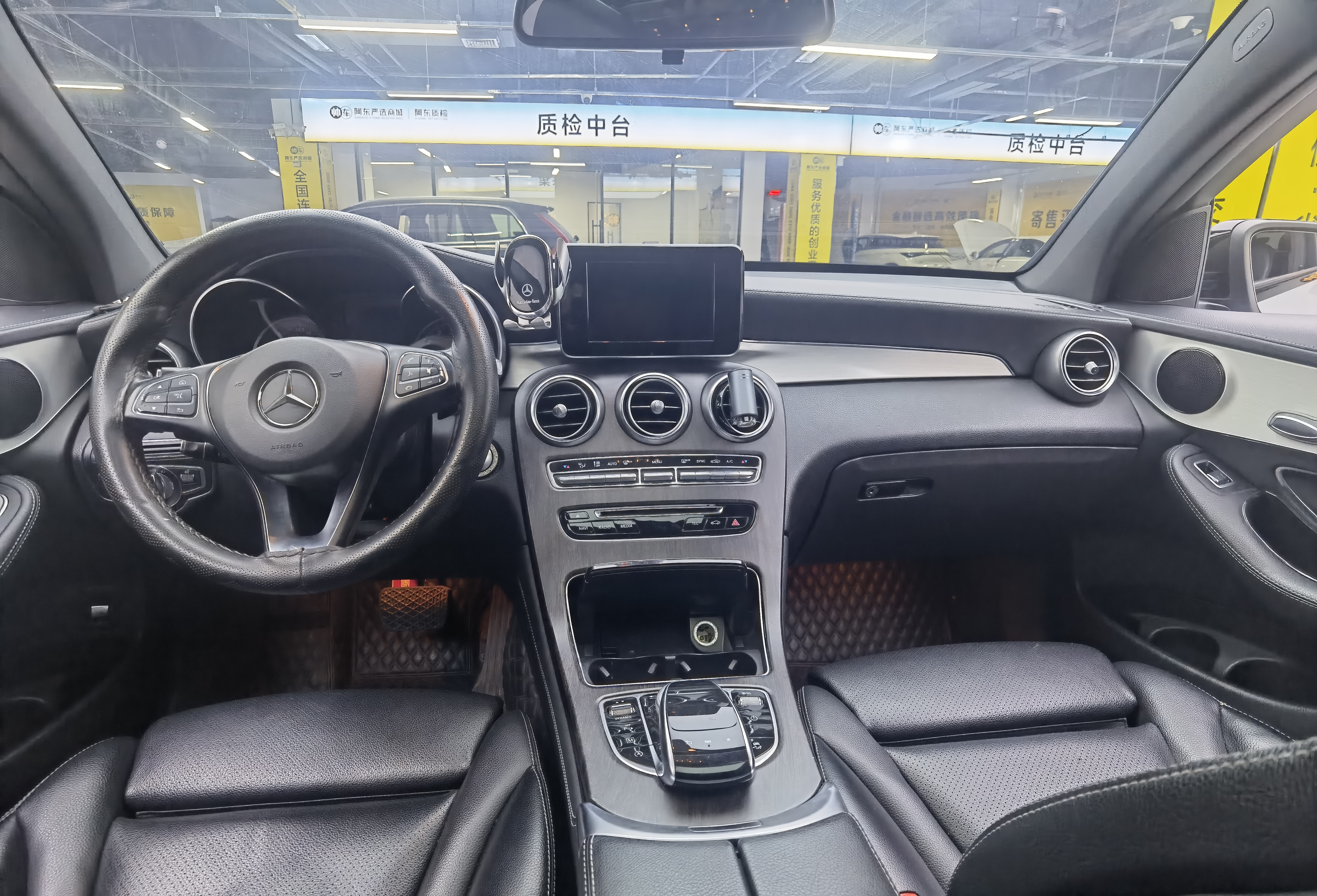 Mercedes-Benz GLC Coupe 2017 car image #13