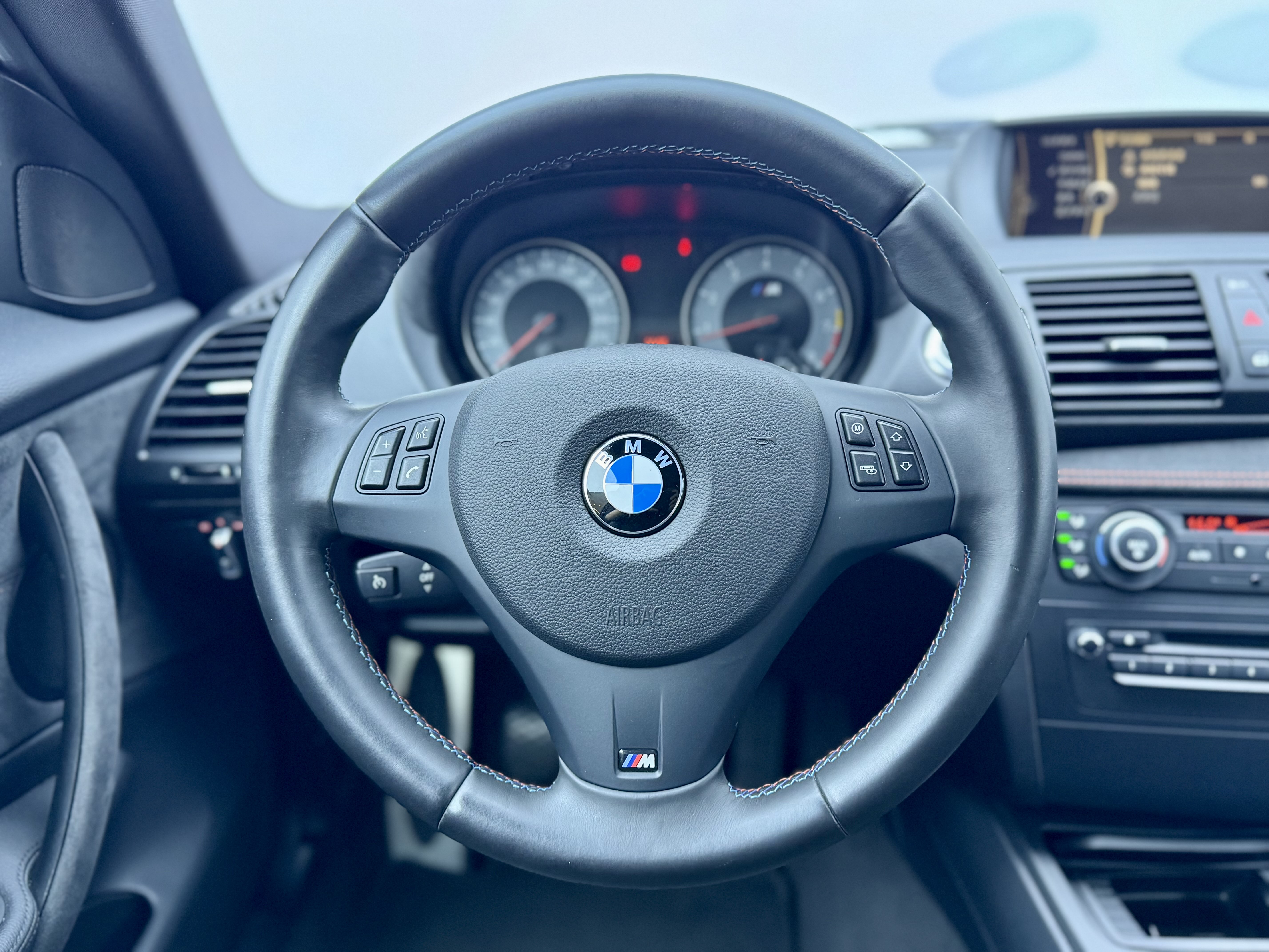 BMW 1 Series M 2013 #13 BMW 1 Series M 2013 car image #13