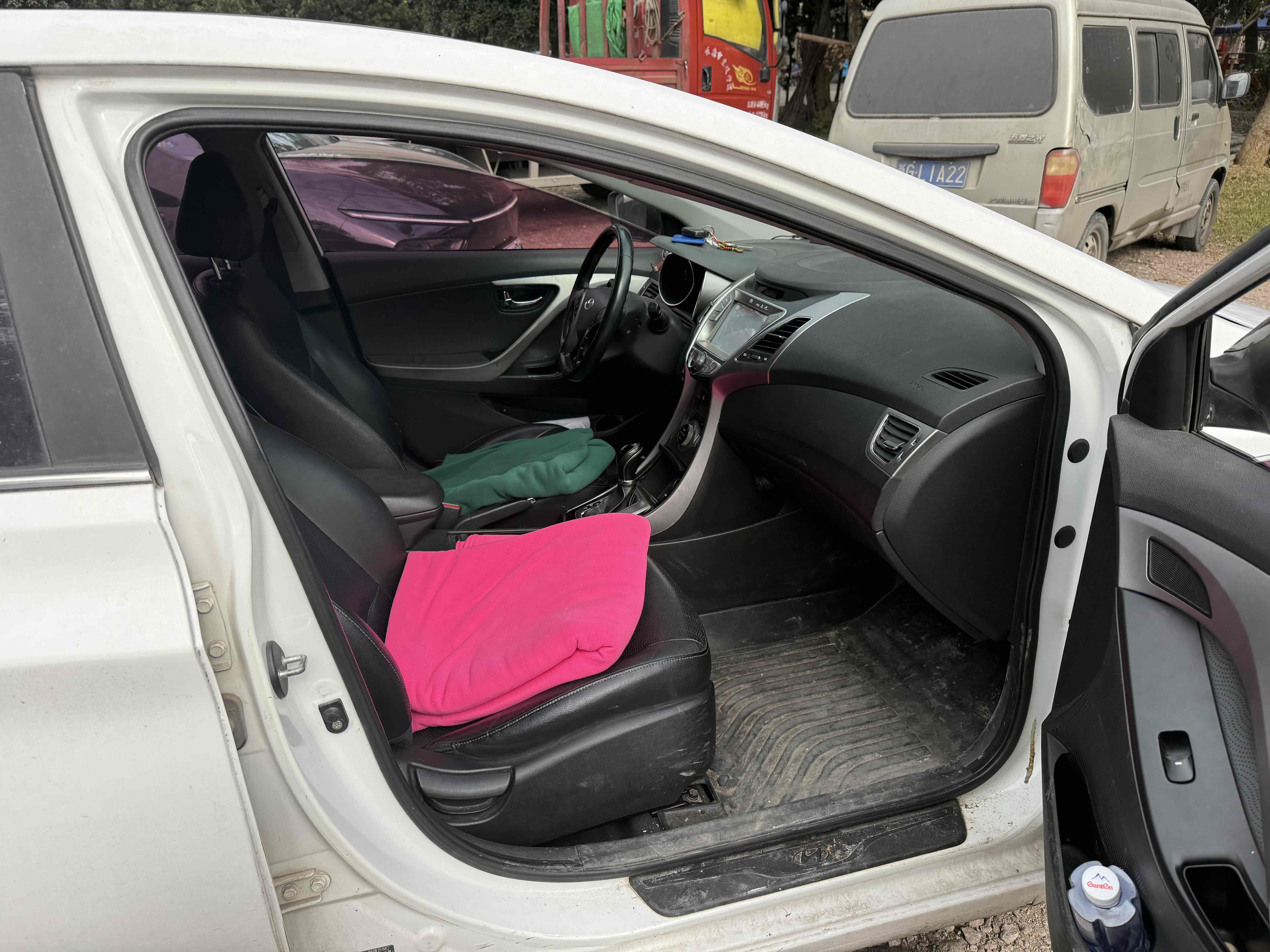 Hyundai Elantra MD 2013 #13 Hyundai Elantra MD 2013 car image #13