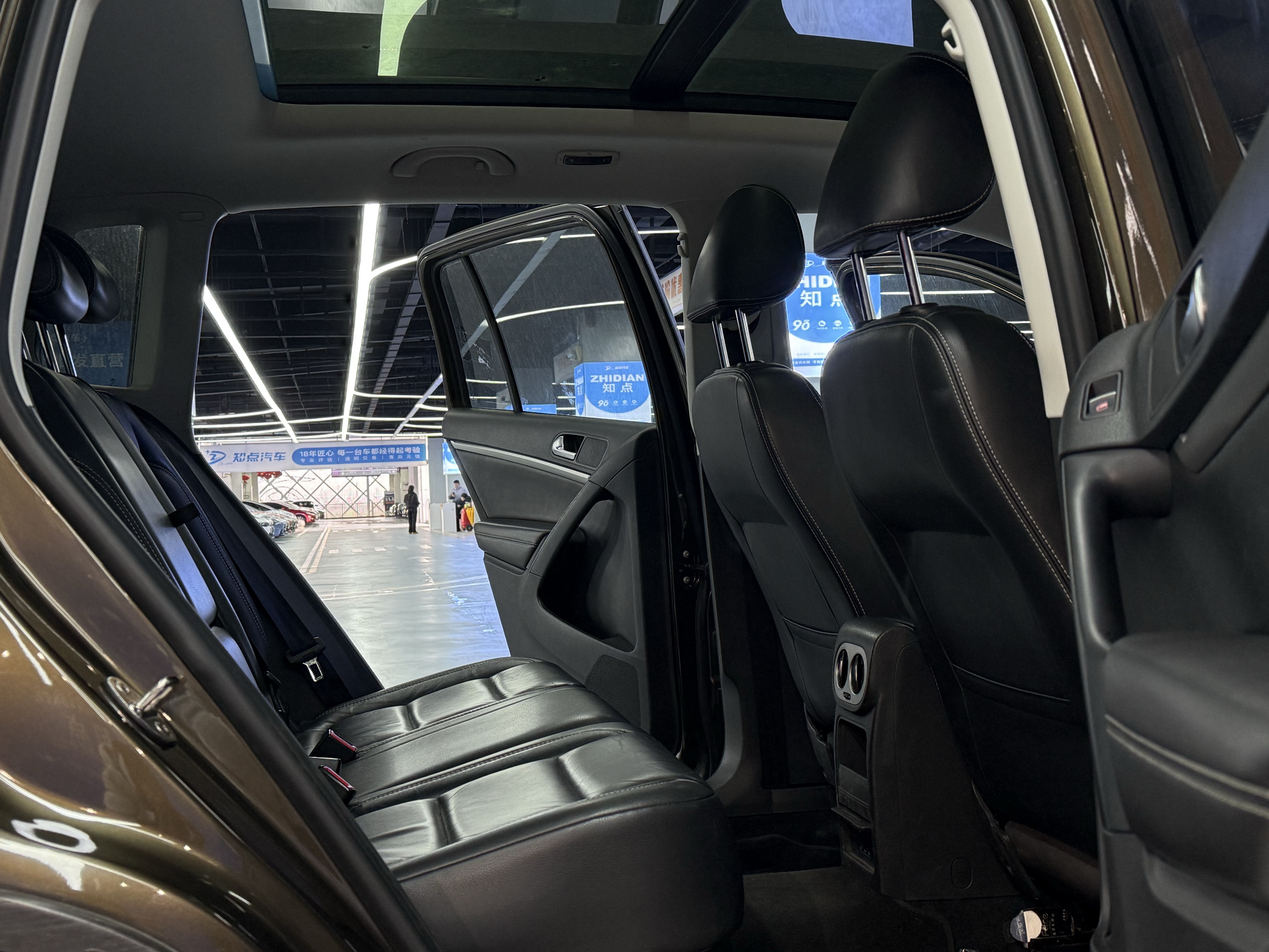 Volkswagen Tiguan 2018 #13 Volkswagen Tiguan 2018 car image #13