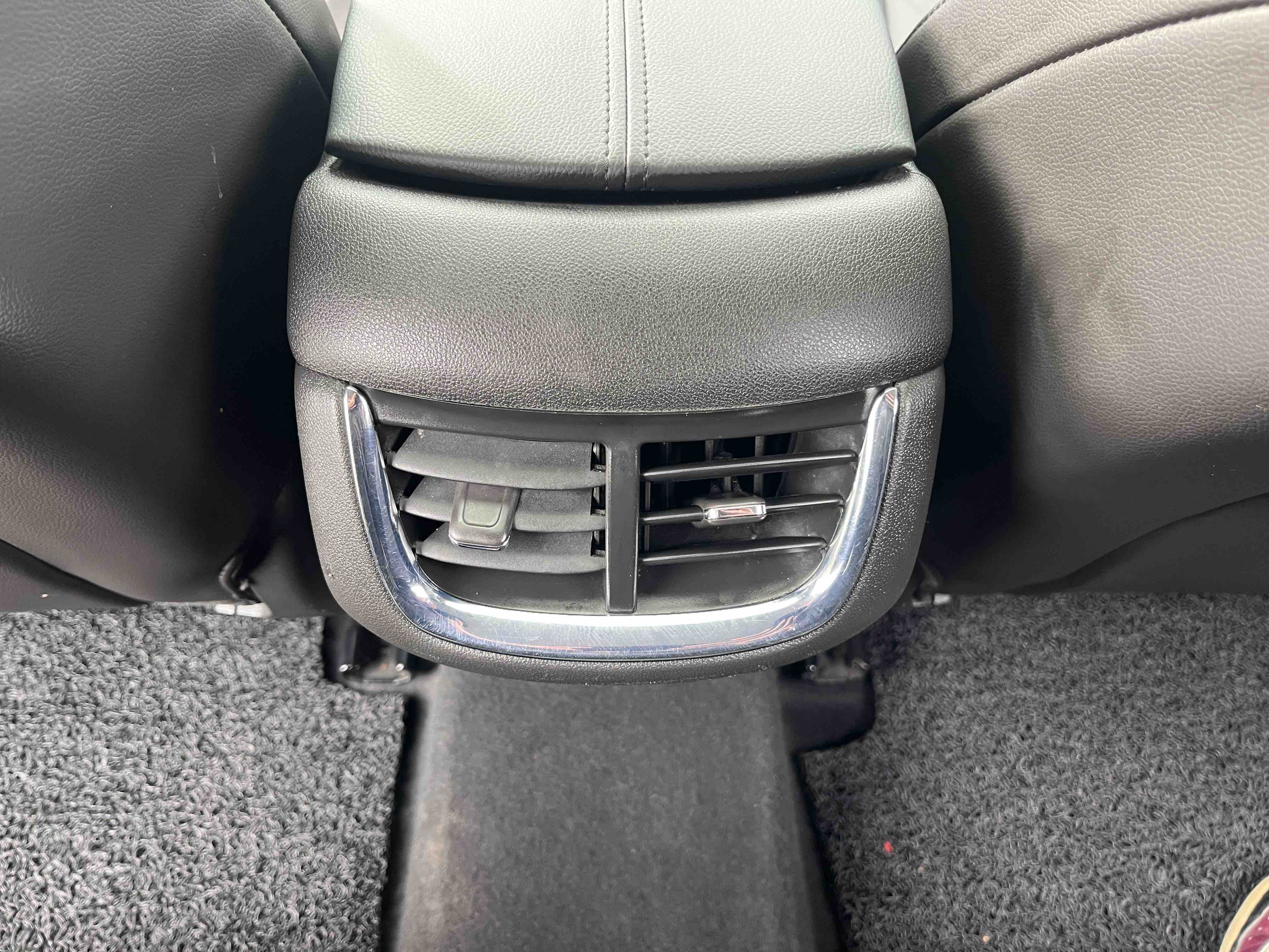 Chevrolet Malibu XL 2017 immagine di auto #13