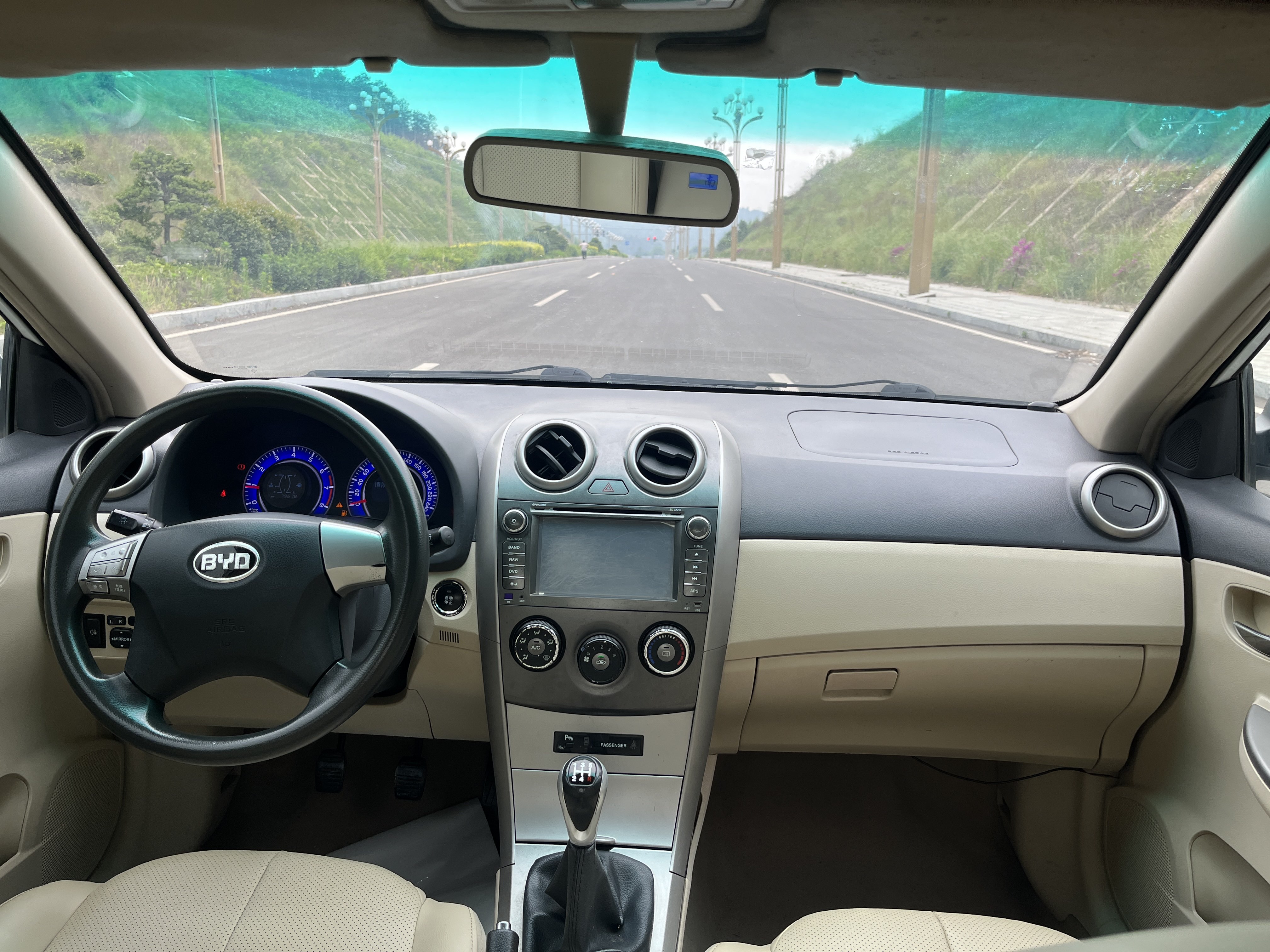 BYD G3 2013 imagem de carro #13