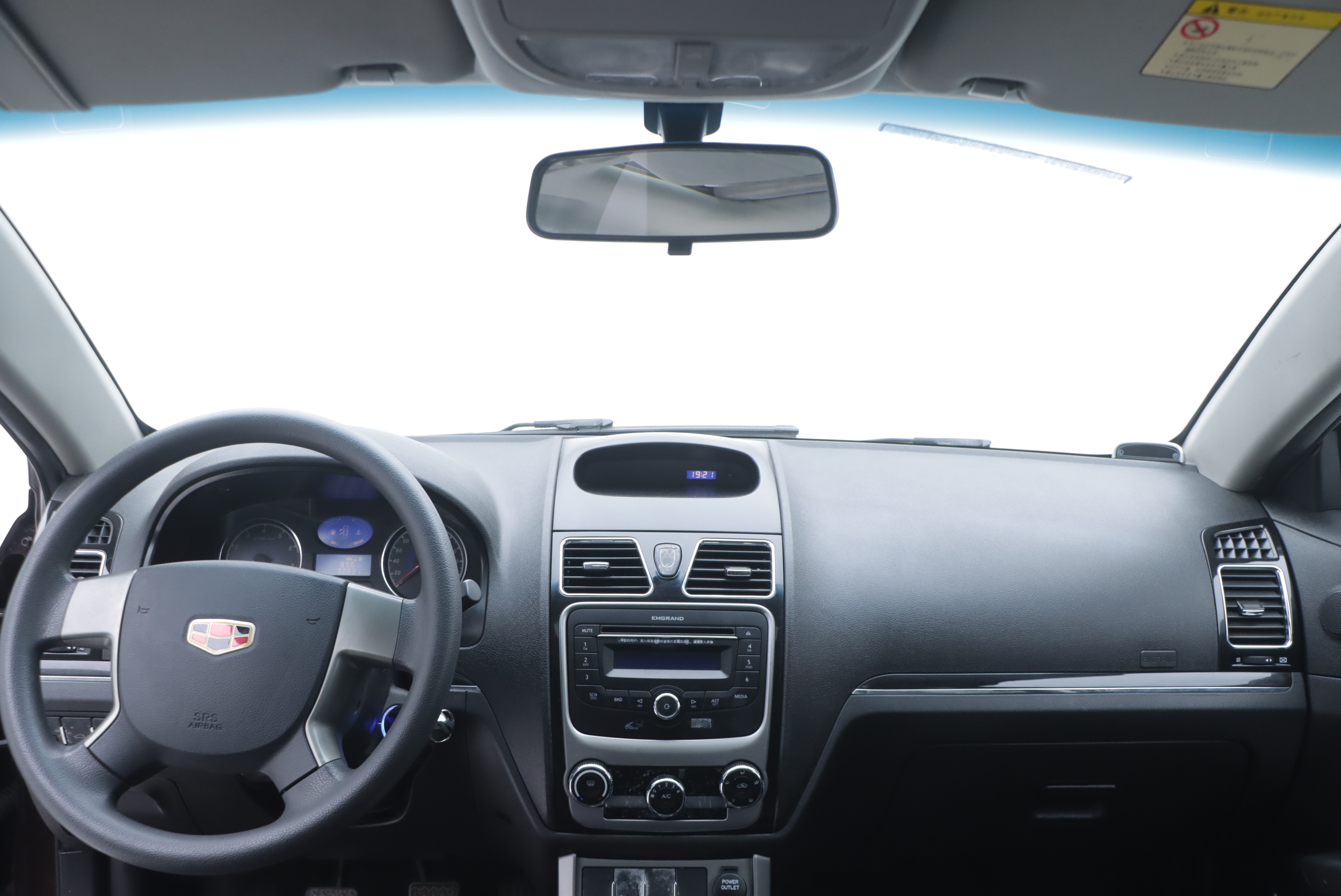 GEELY Emgrand Classic 2014 car image #13