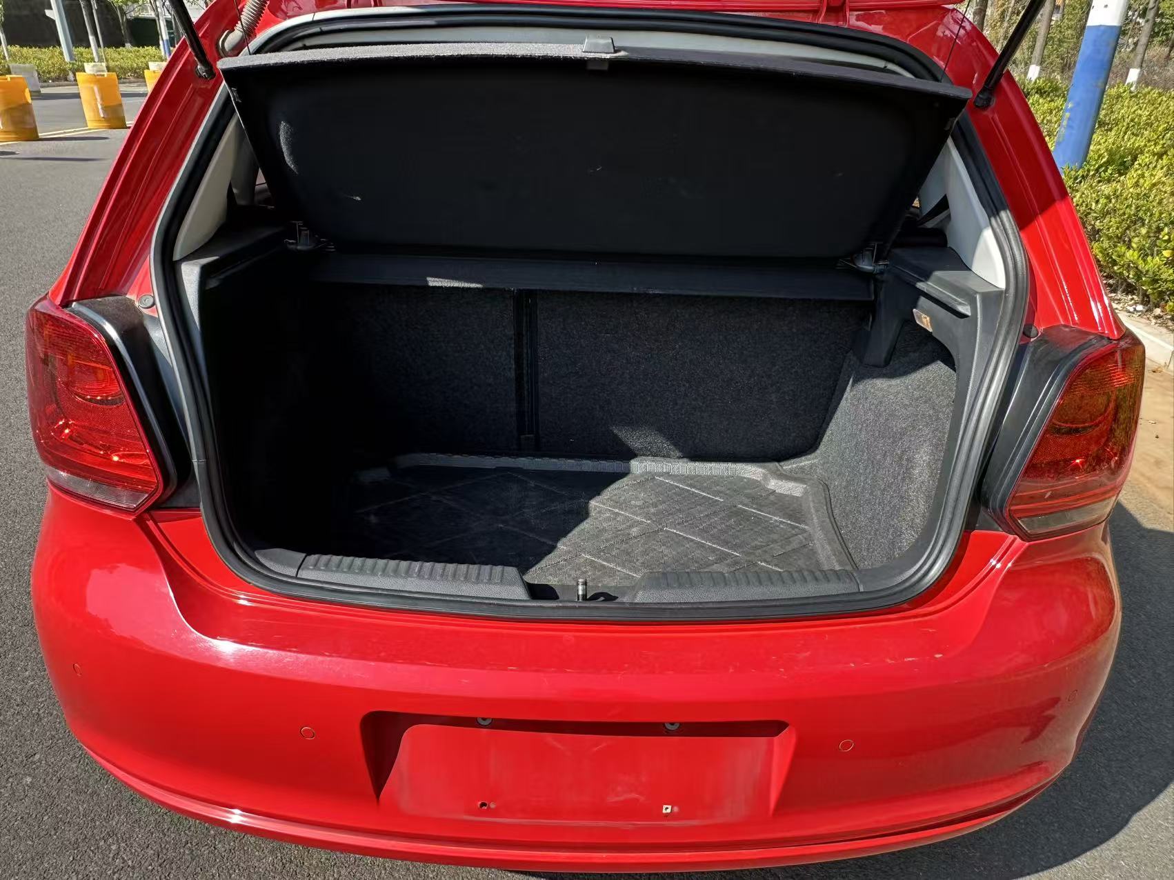Polo 2013 car image #13