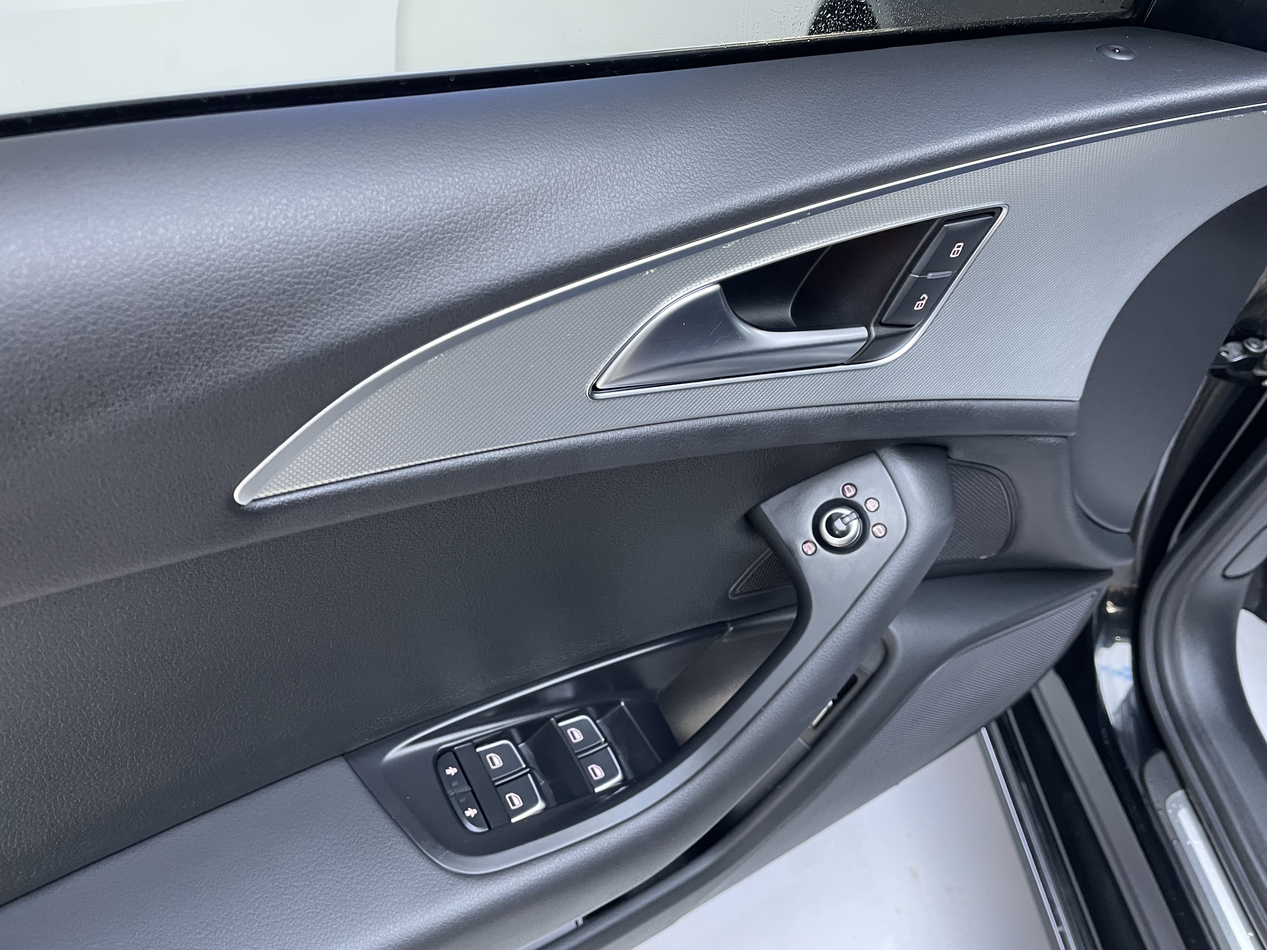 Audi A6L 2017 #13 Audi A6L 2017 car image #13