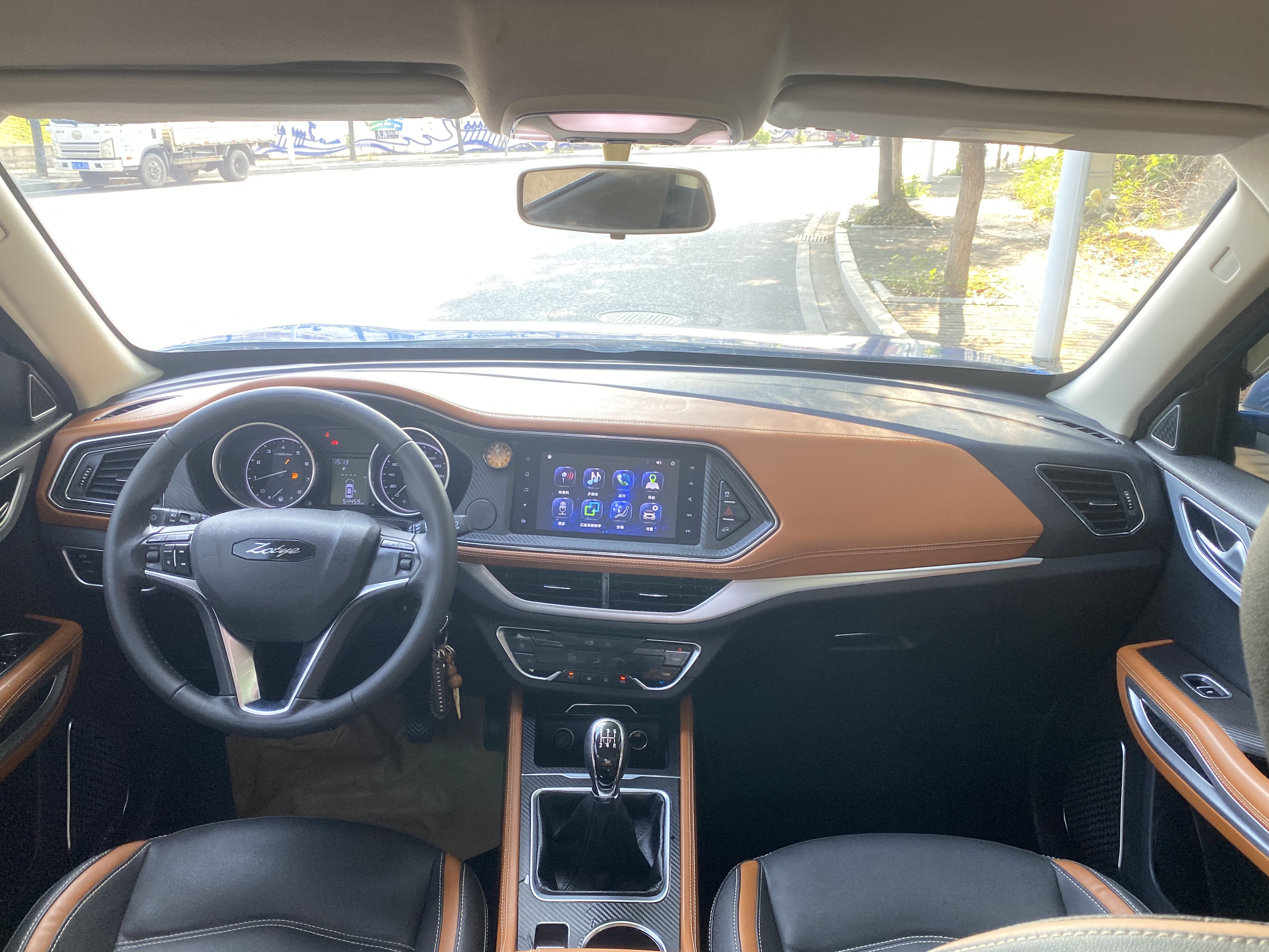 众泰 众泰T300 2018 汽车图片 #13