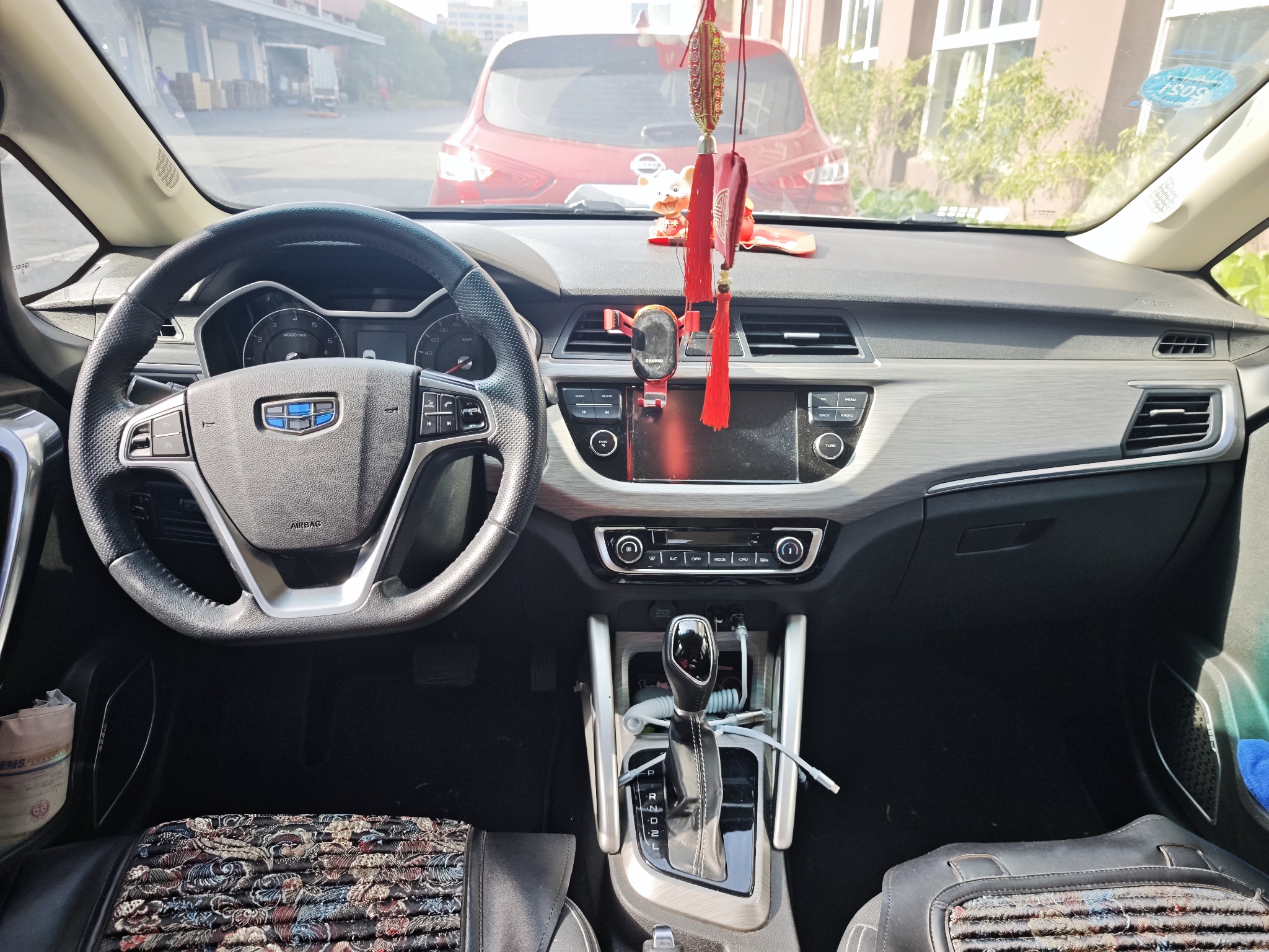 Vision X3 2018 immagine di auto #13