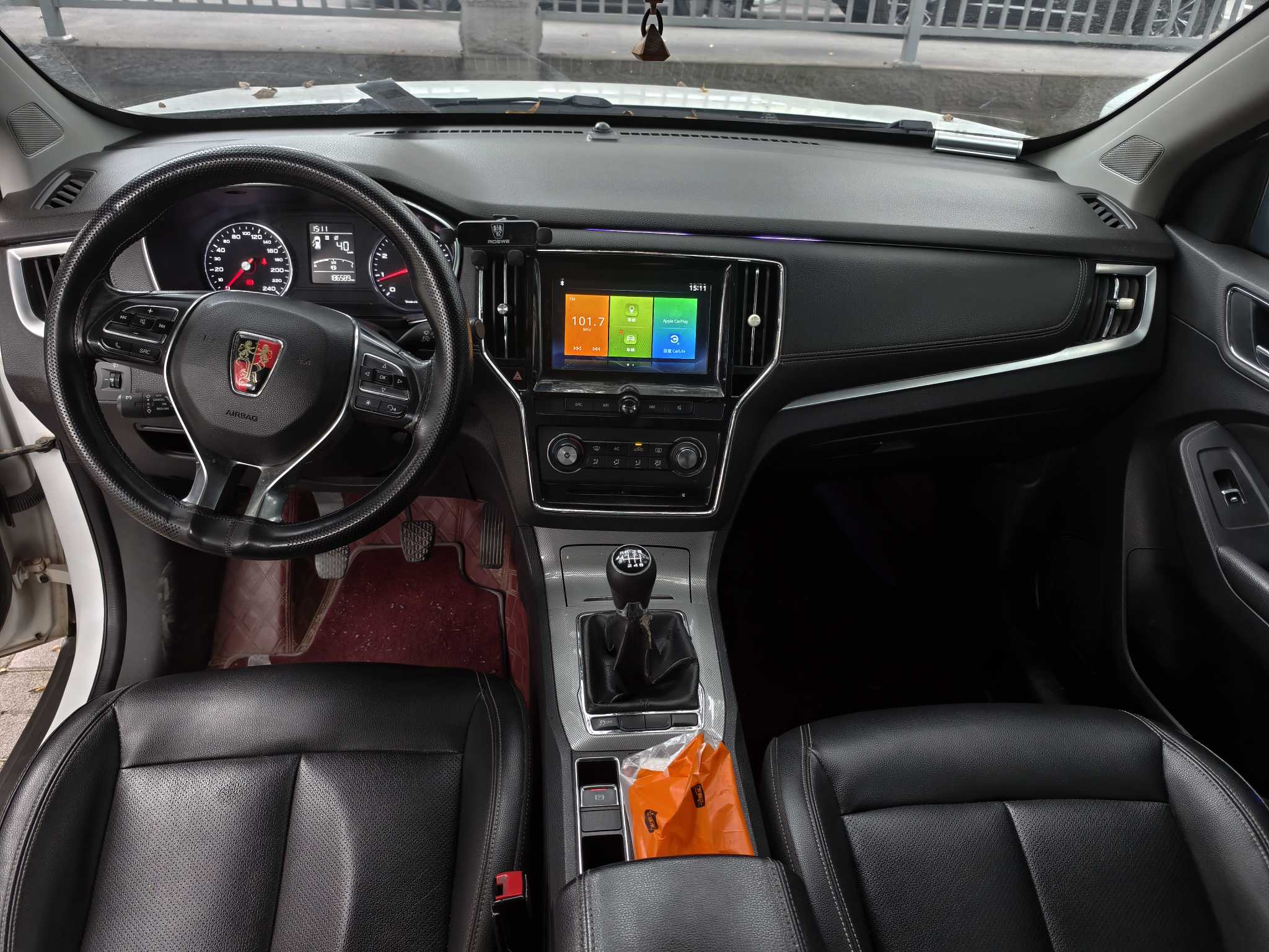 Roewe RX5 2018 изображение автомобиля #13