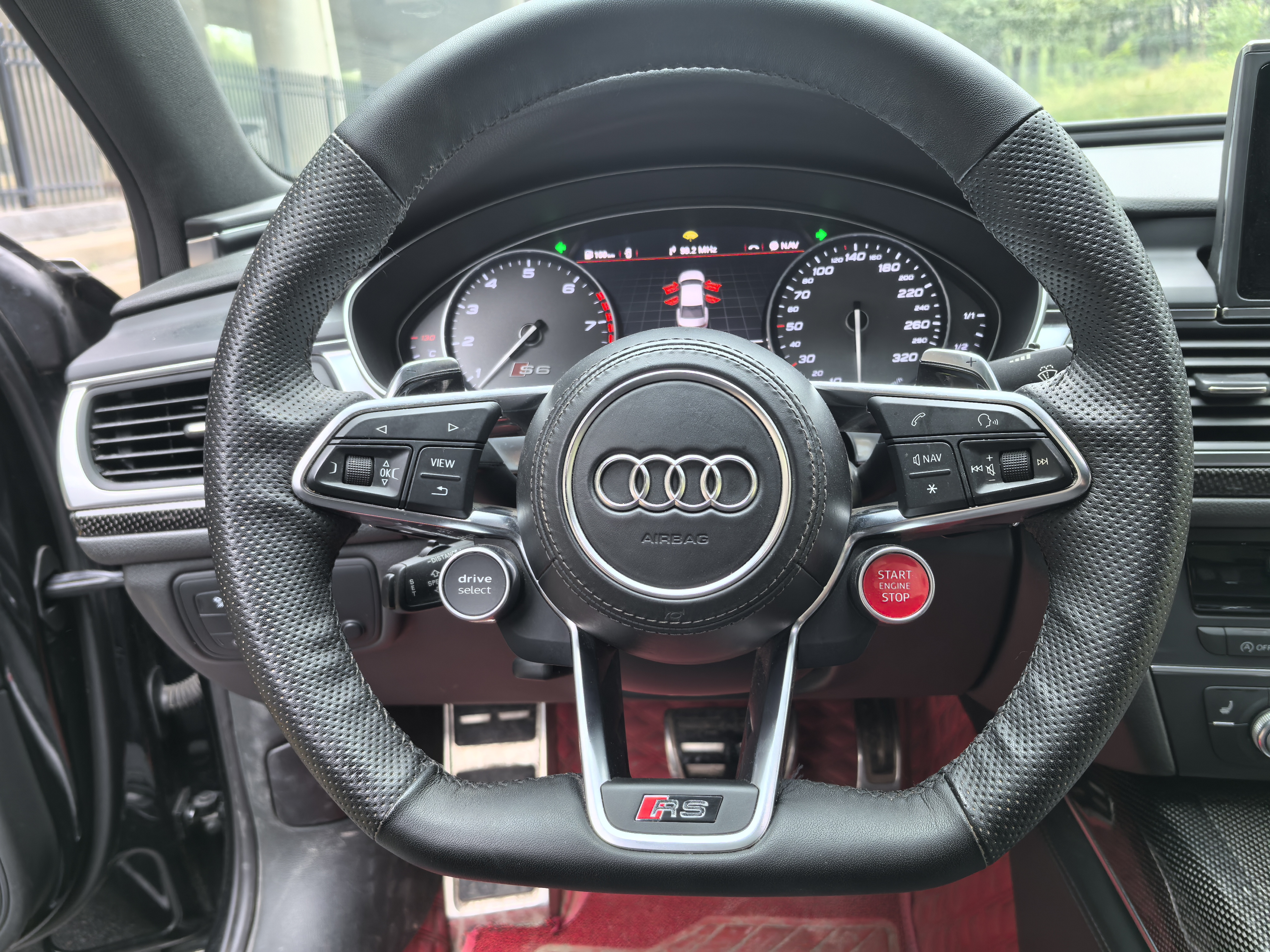 Audi S6 2018 car image #13