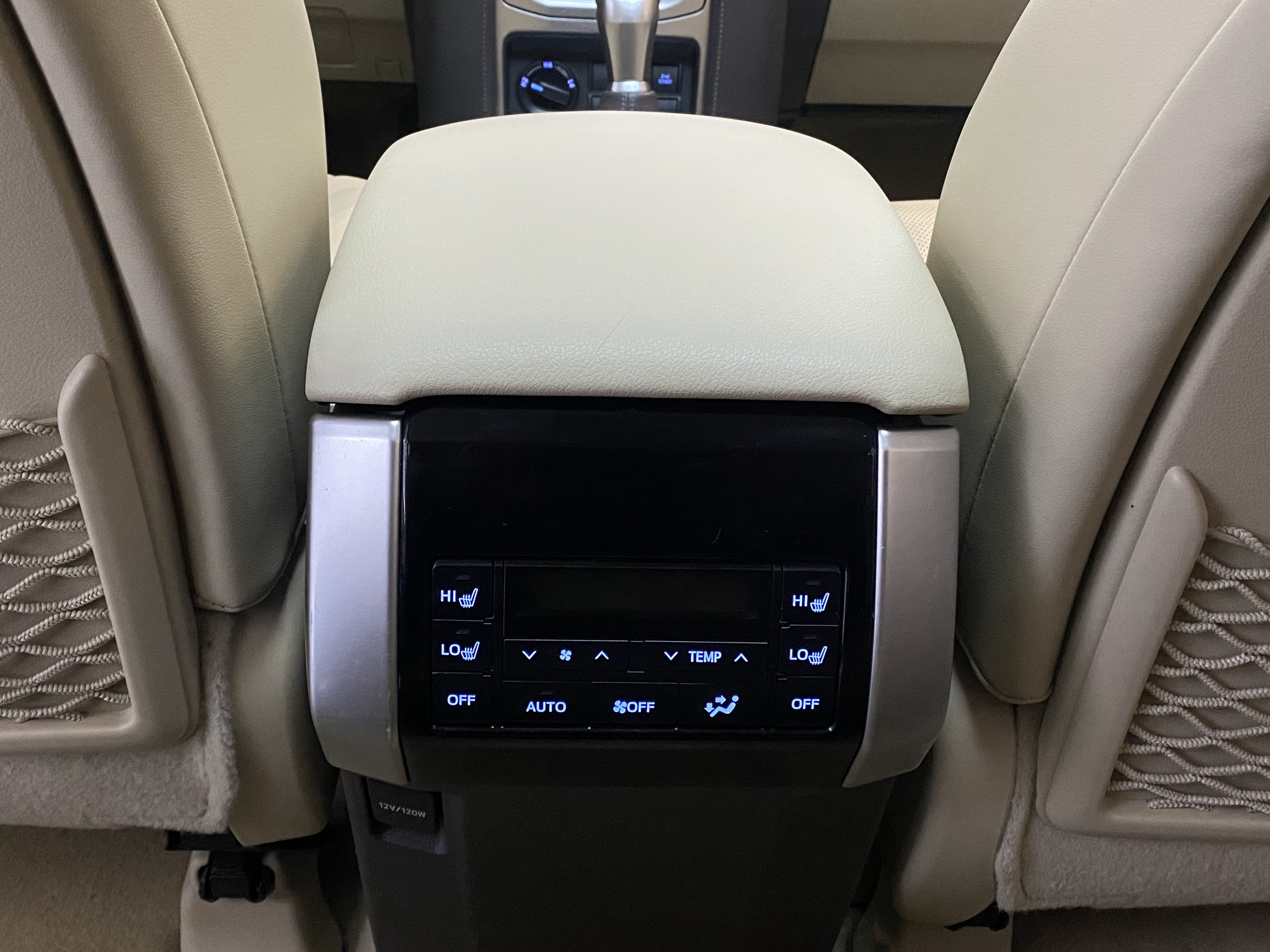 Toyota Land Cruiser Prado 2018 car image #13