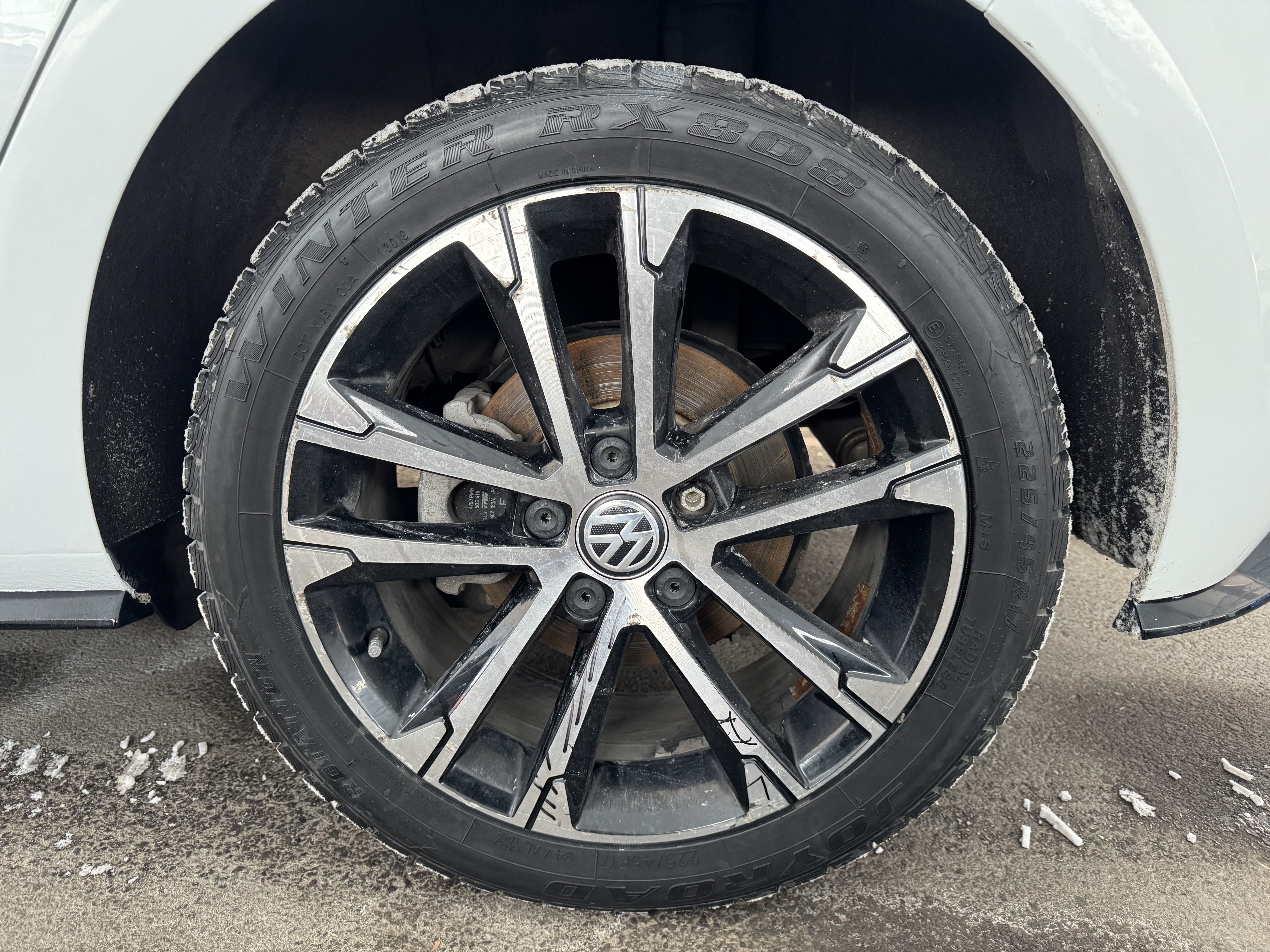 Volkswagen Golf 2018 car image #13