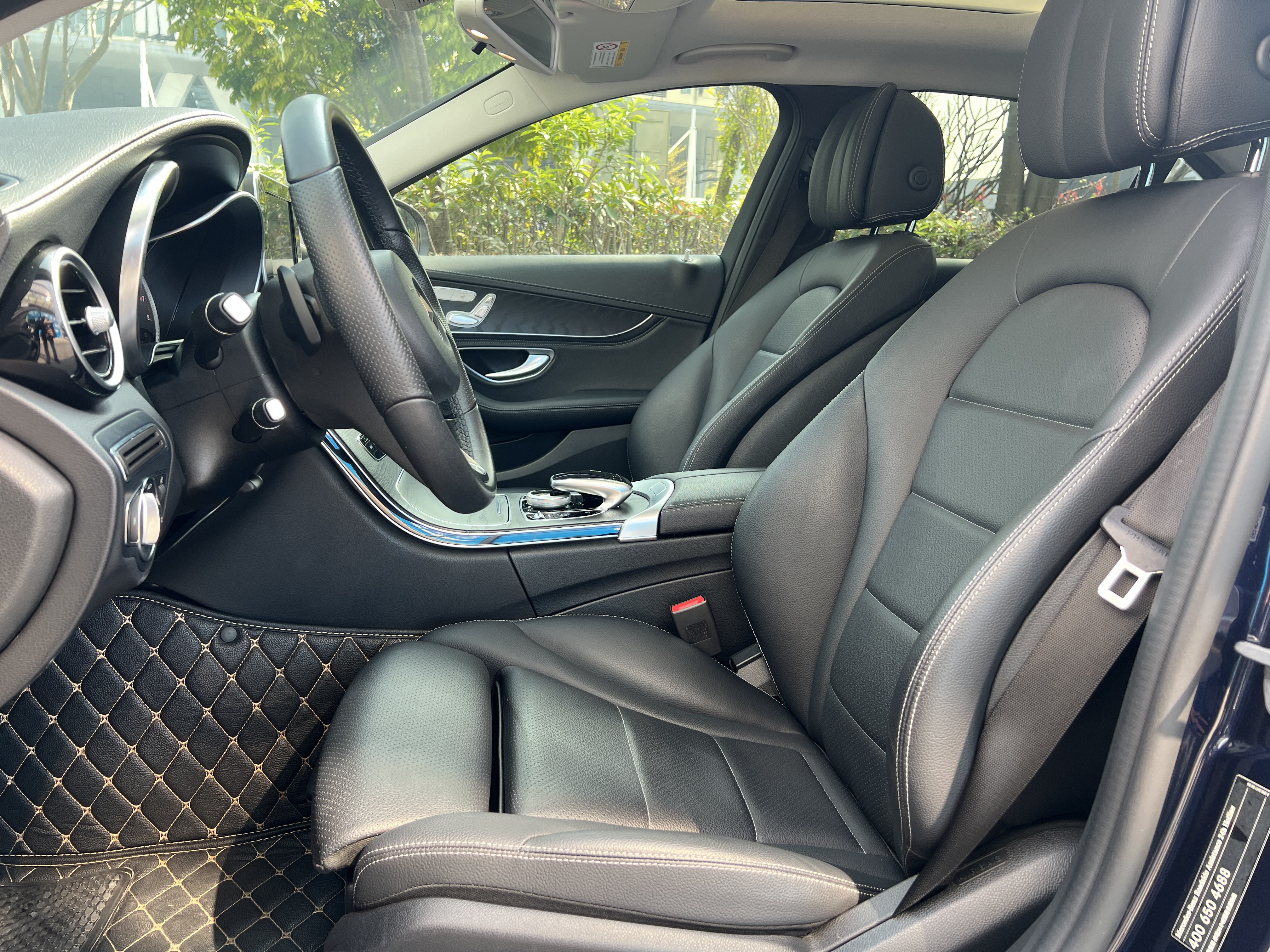 Mercedes-Benz C Class 2018 car image #13