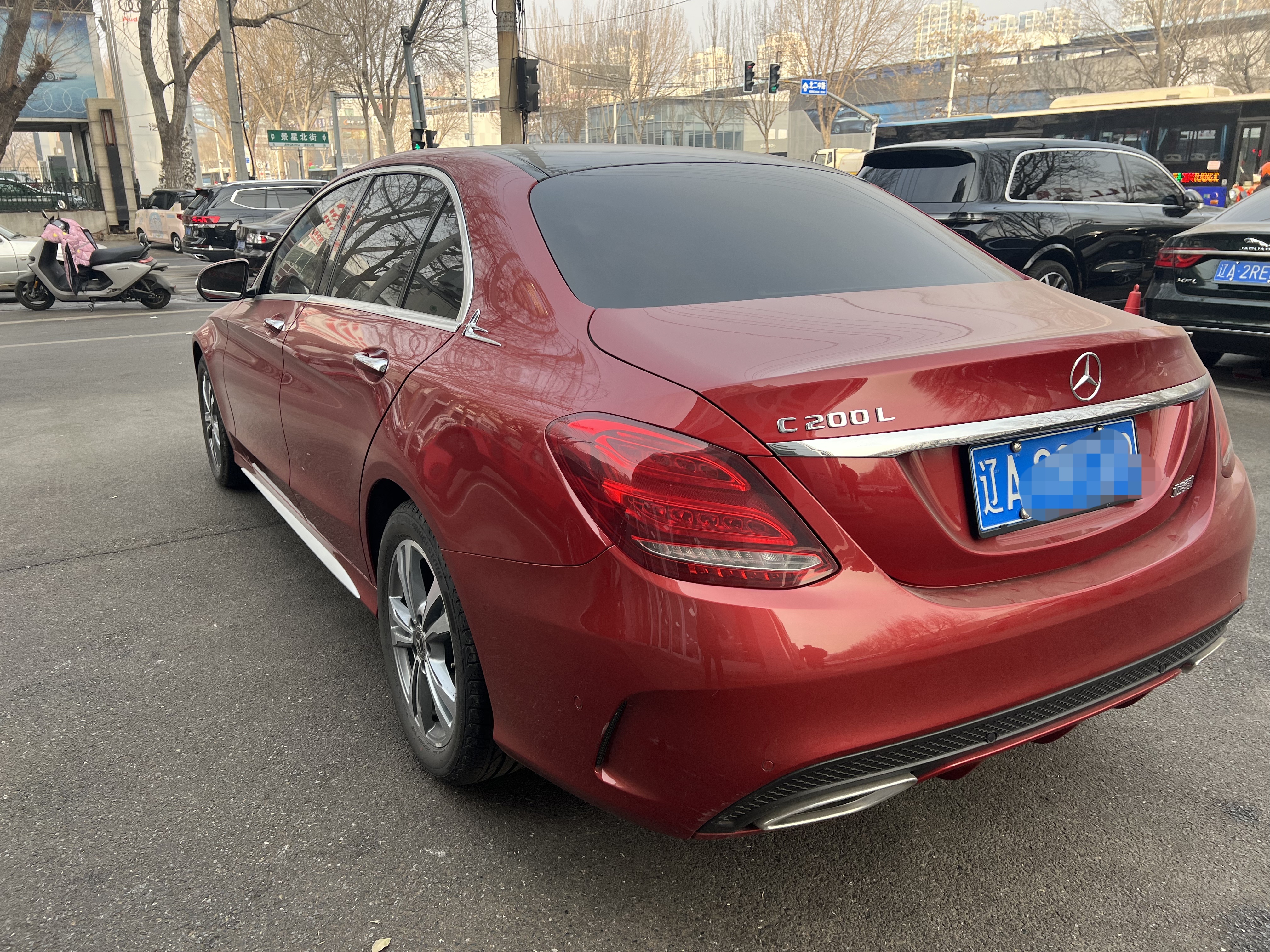 Mercedes-Benz C Class 2018 car image #13