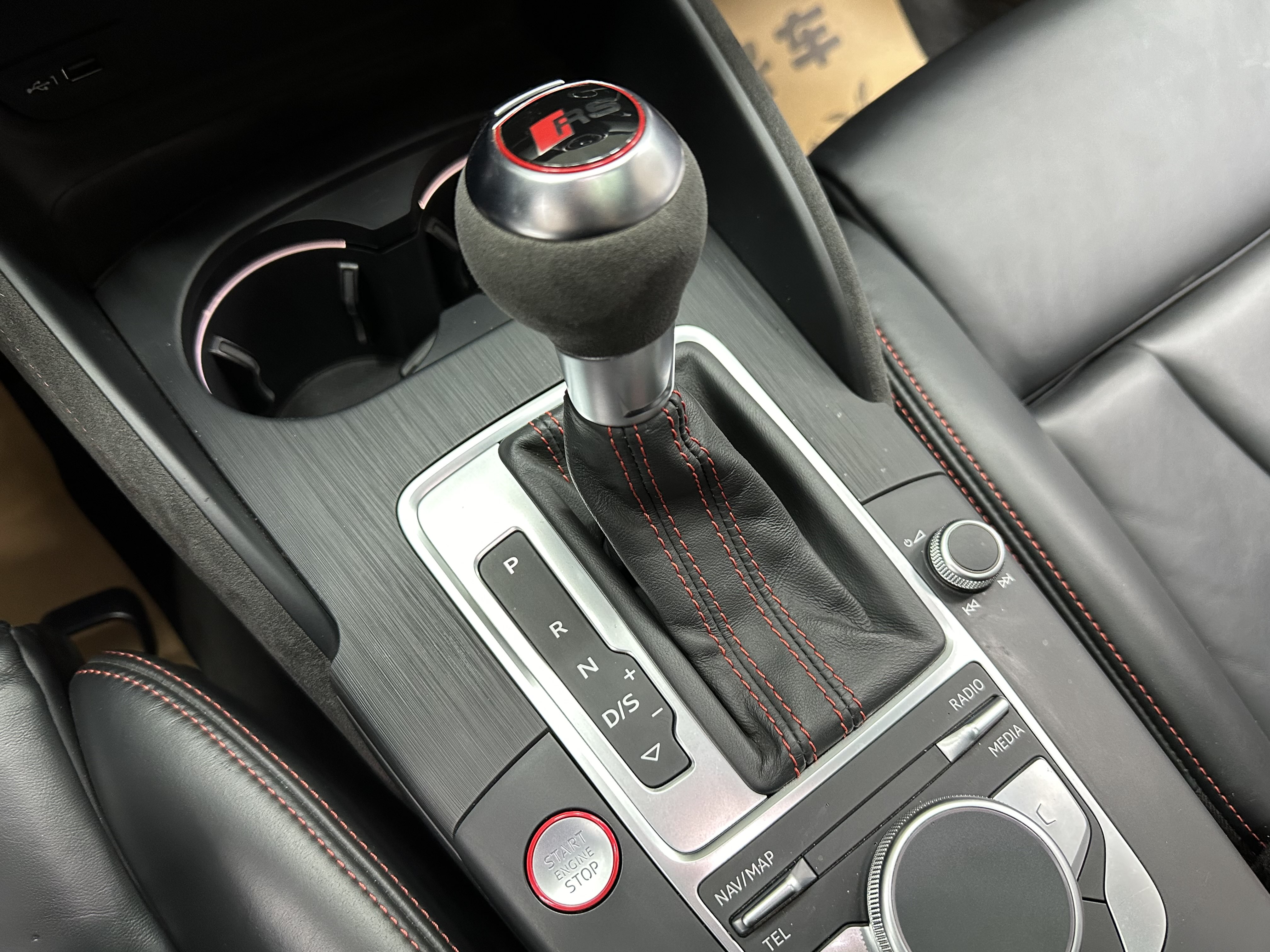 Audi RS 3 2019 #13 Audi RS 3 2019 car image #13