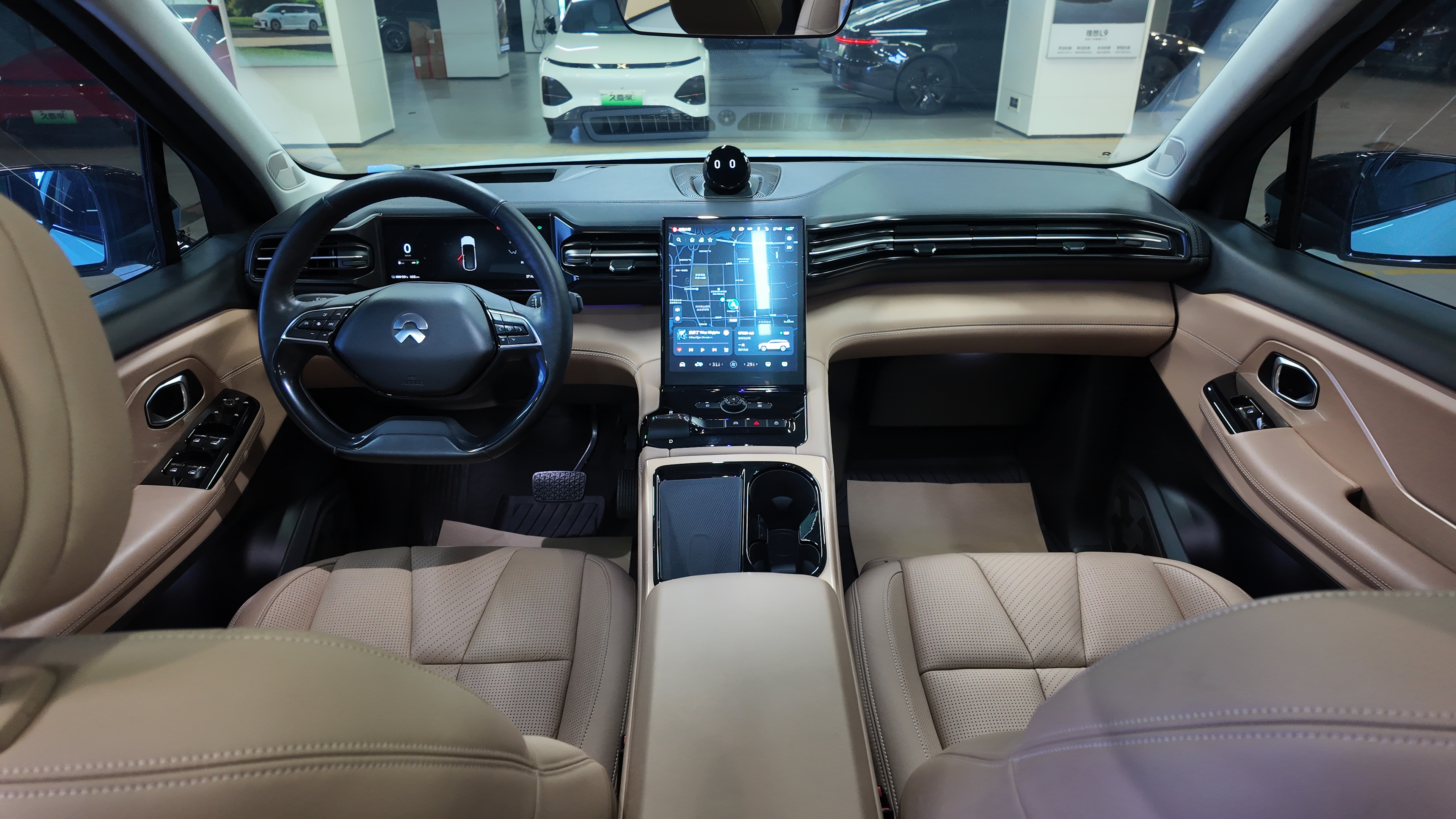 NIO ES8 2018 #13 NIO ES8 2018 car image #13