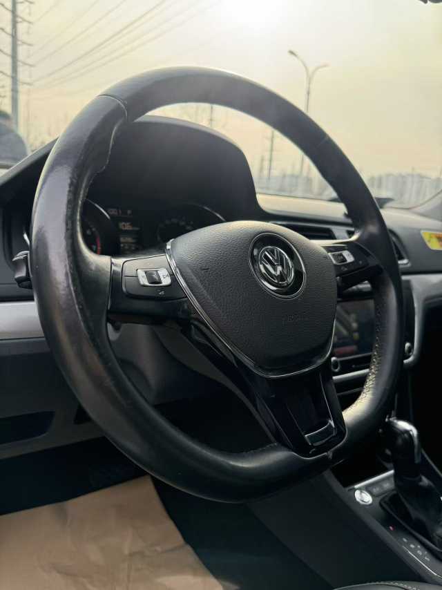 Volkswagen Gran Lavida 2017 صورة سيارة #13