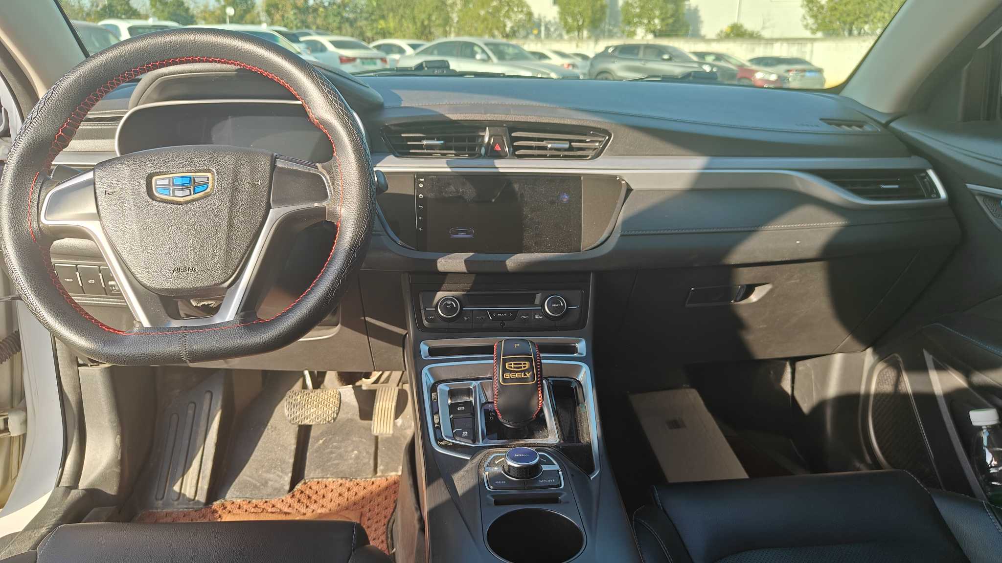 GEELY Emgrand New Energy 2018 #13 GEELY Emgrand New Energy 2018 immagine di auto #13