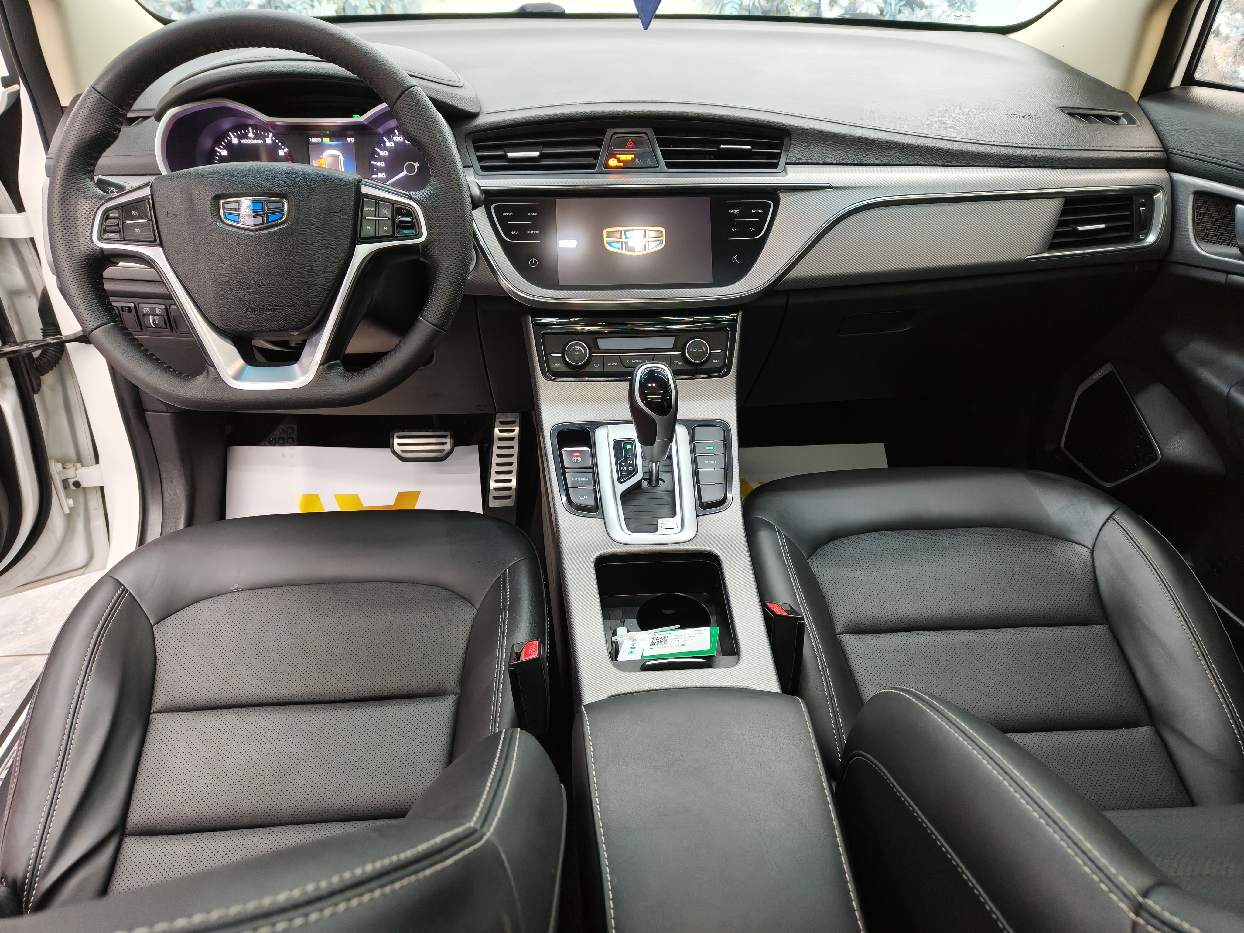 GEELY Emgrand GS 2018 car image #13