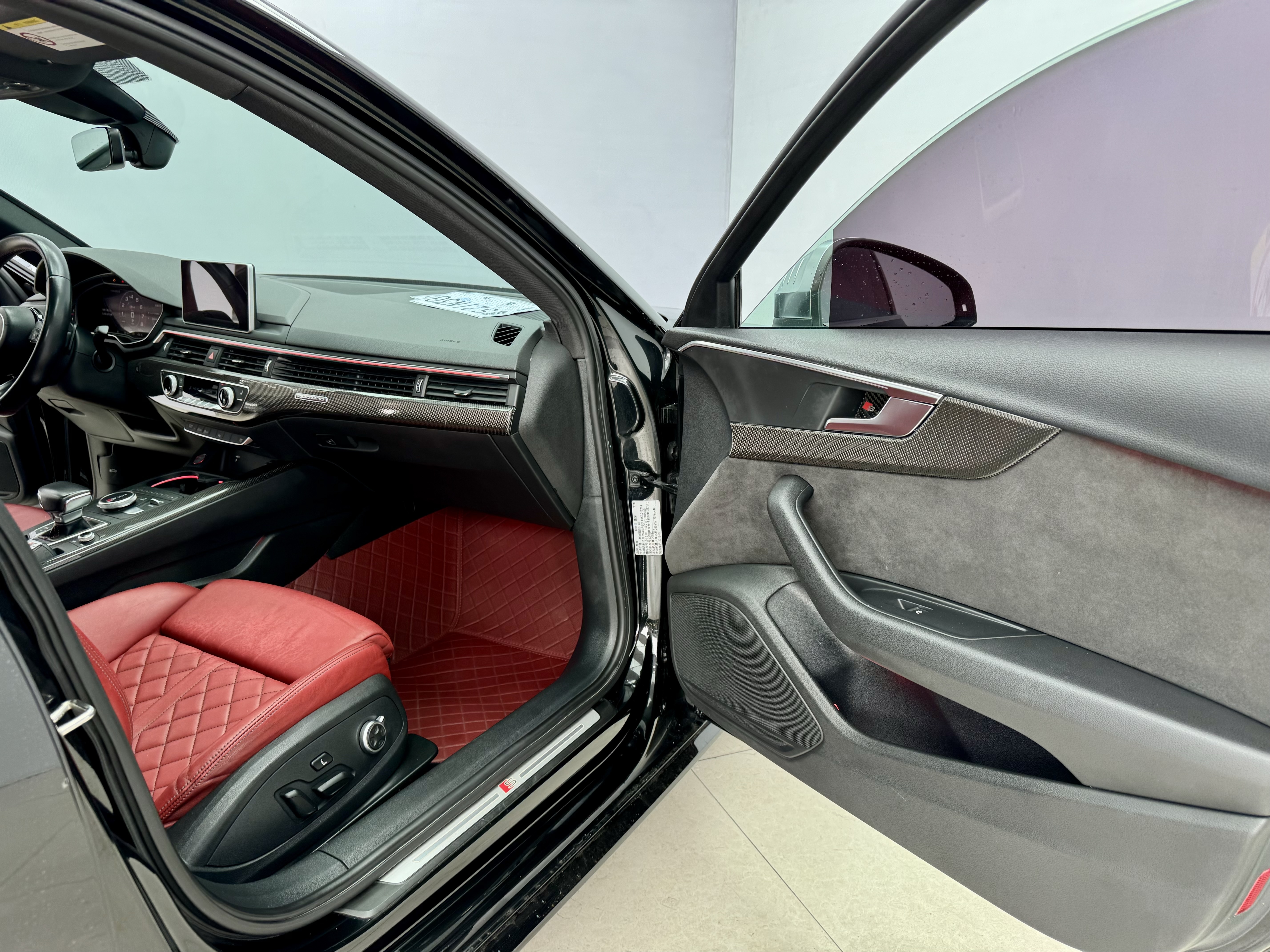 Audi S4 2019 imagem de carro #13