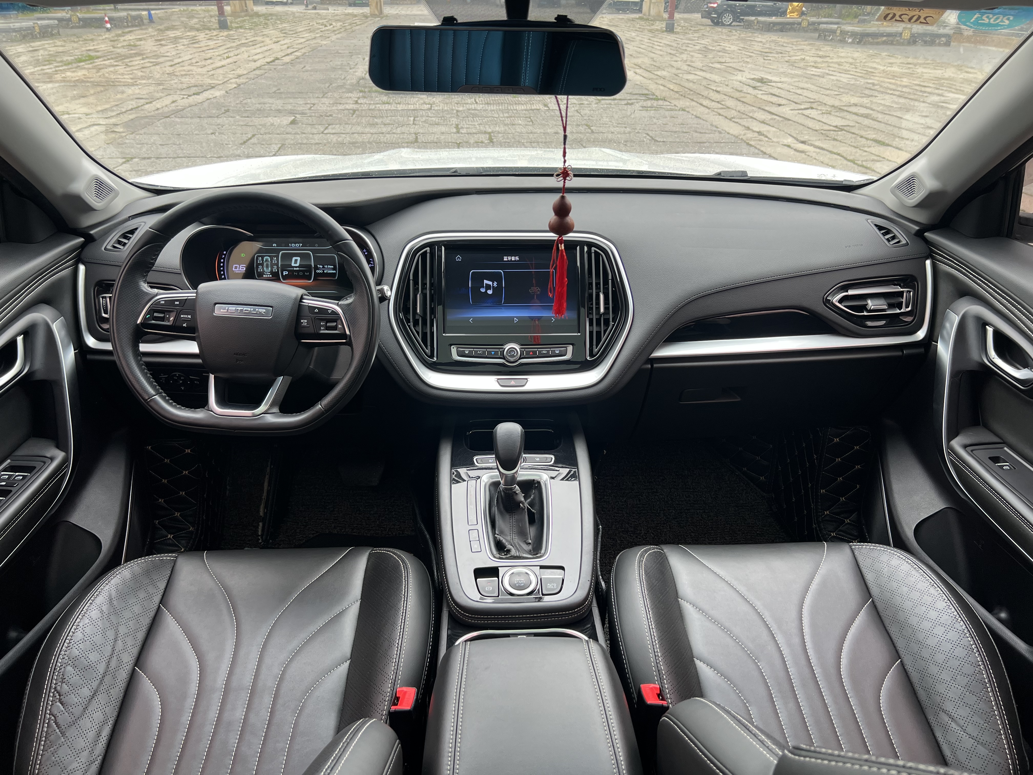 X70 2018 #13 X70 2018 car image #13