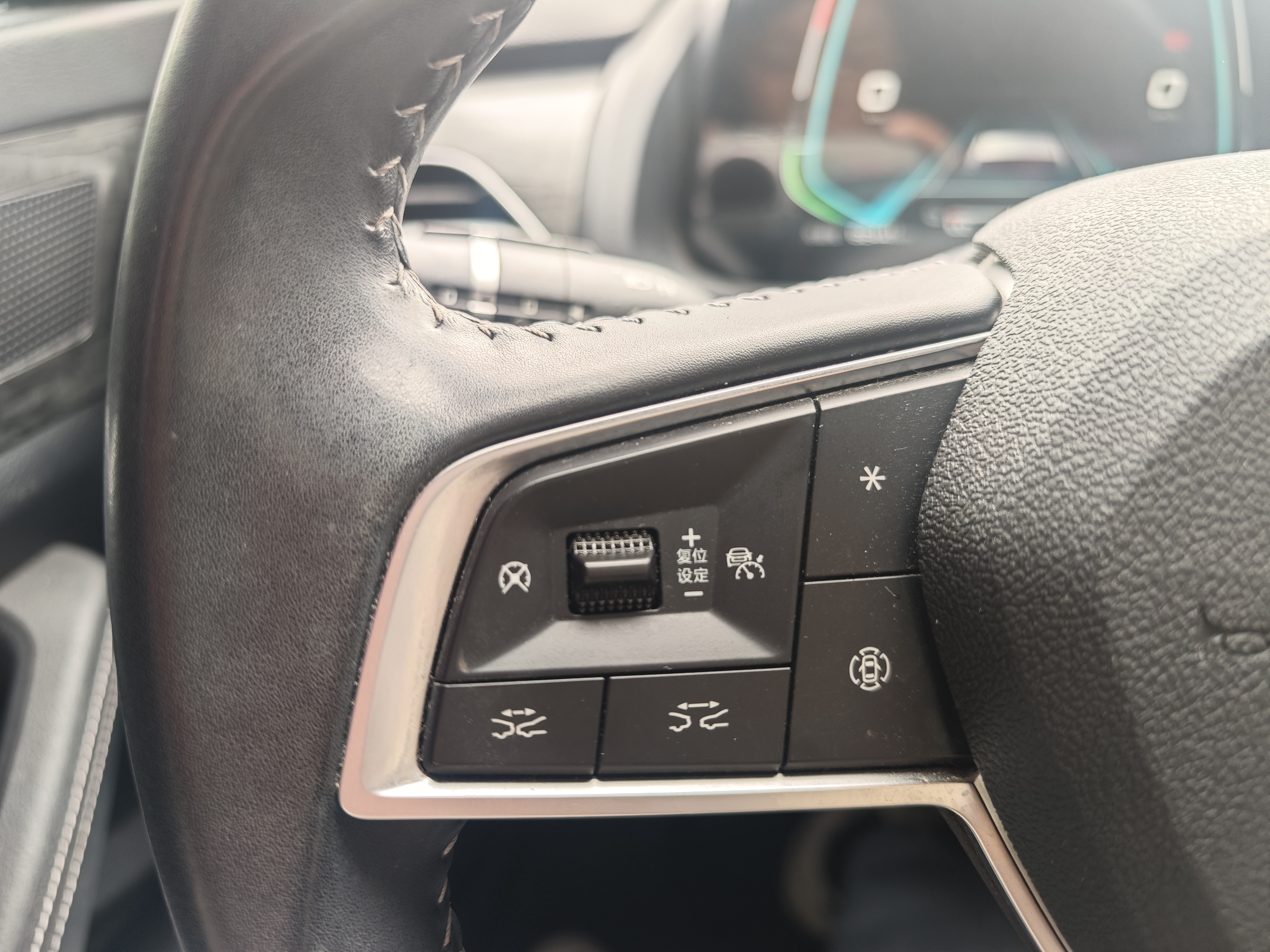 BYD Qin Pro New Energy 2019 immagine di auto #13