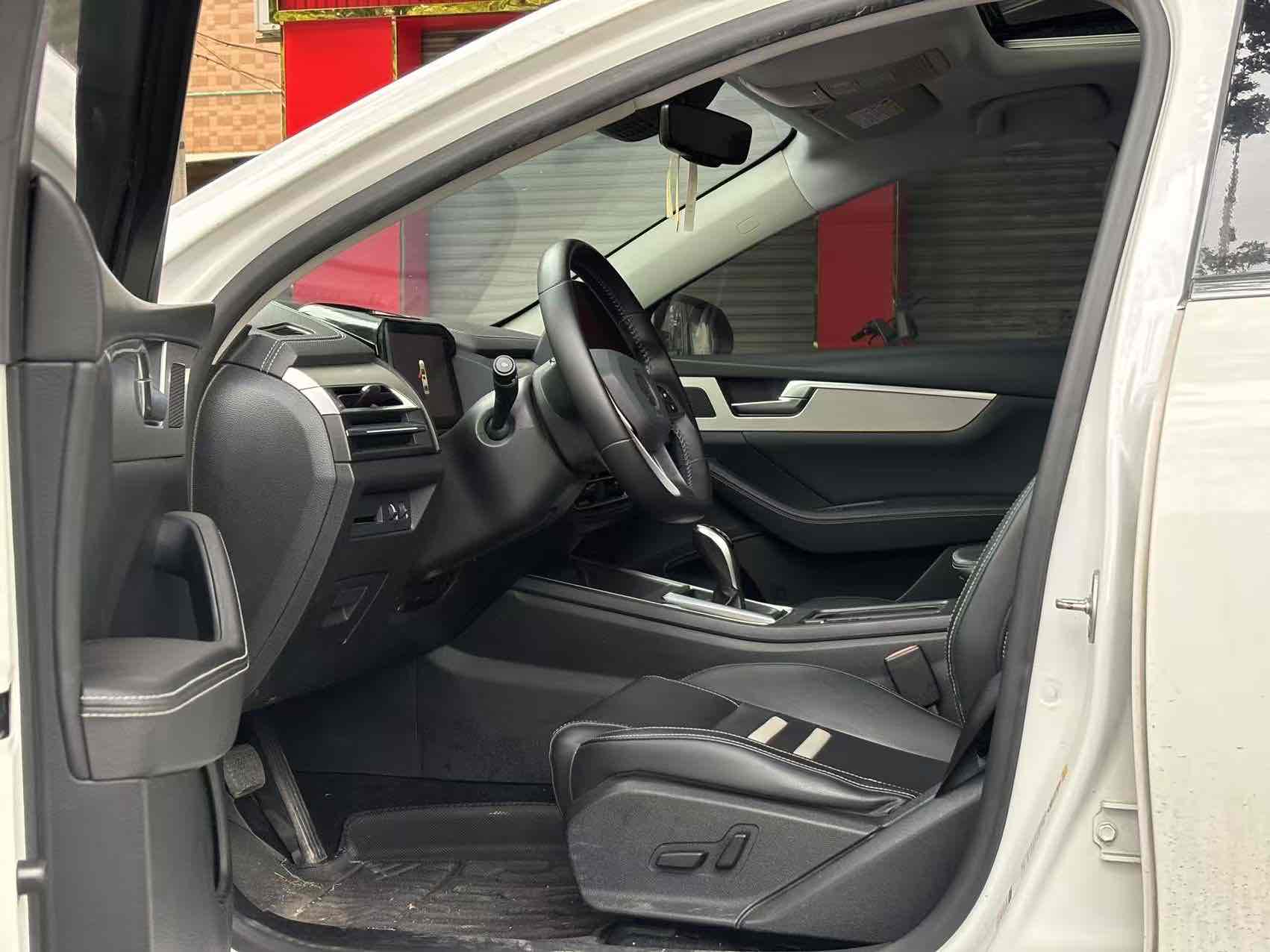 BYD Qin Pro 2018 #13 BYD Qin Pro 2018 car image #13