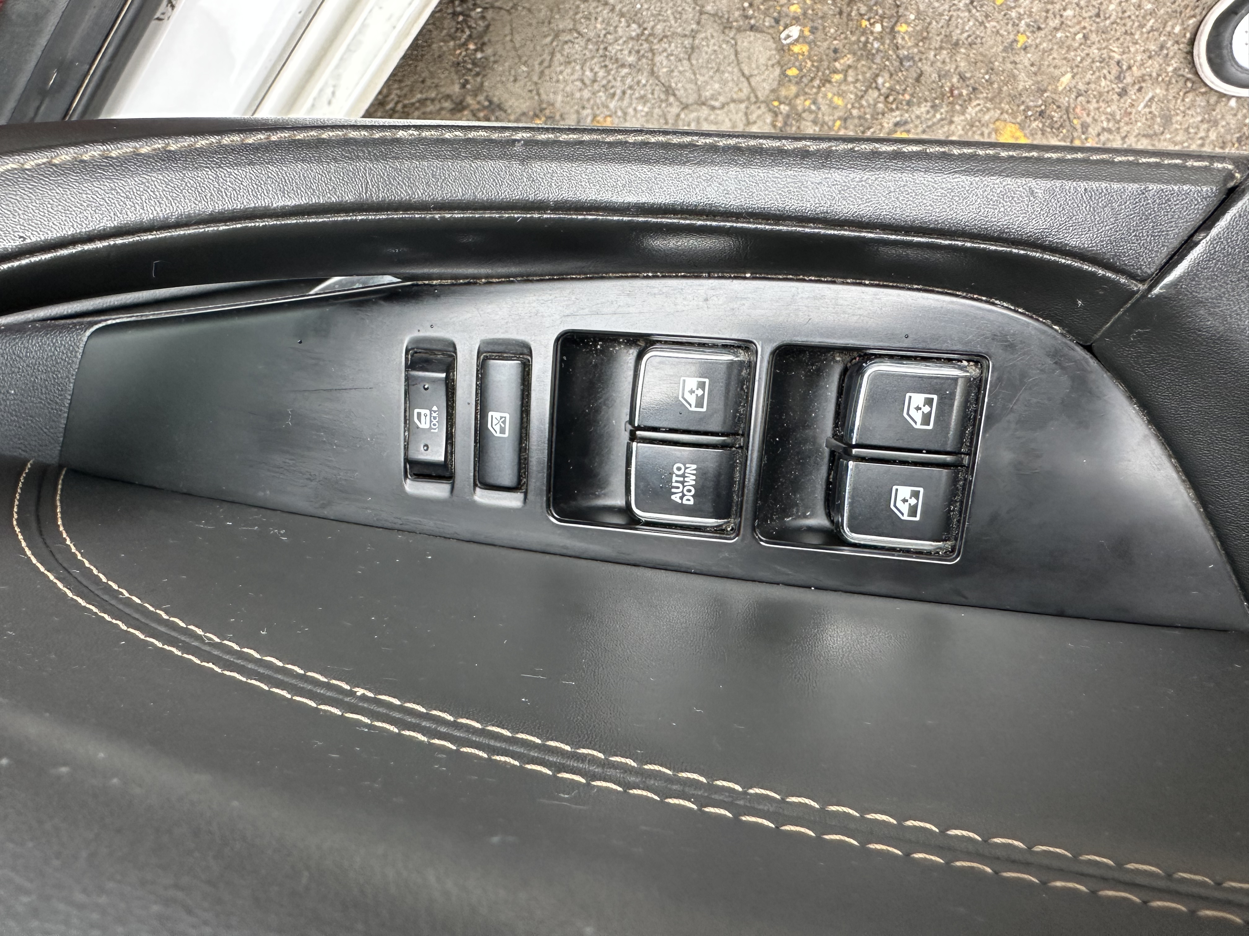 Changan Eado EV 2019 #13 Changan Eado EV 2019 car image #13