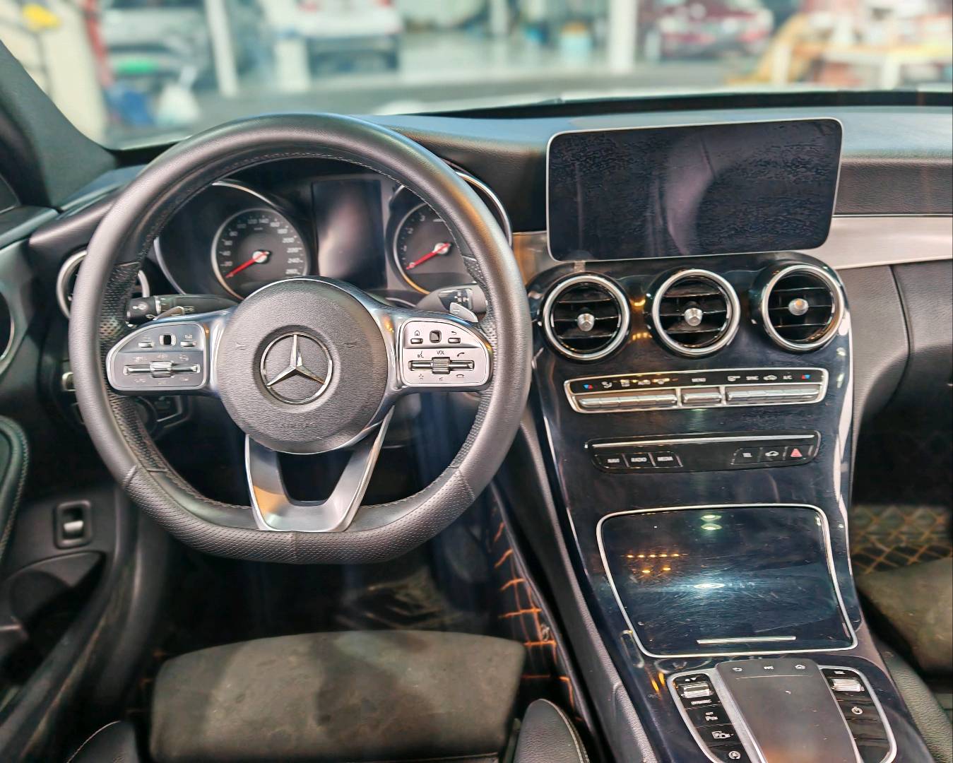 Mercedes-Benz C Class 2019 car image #13