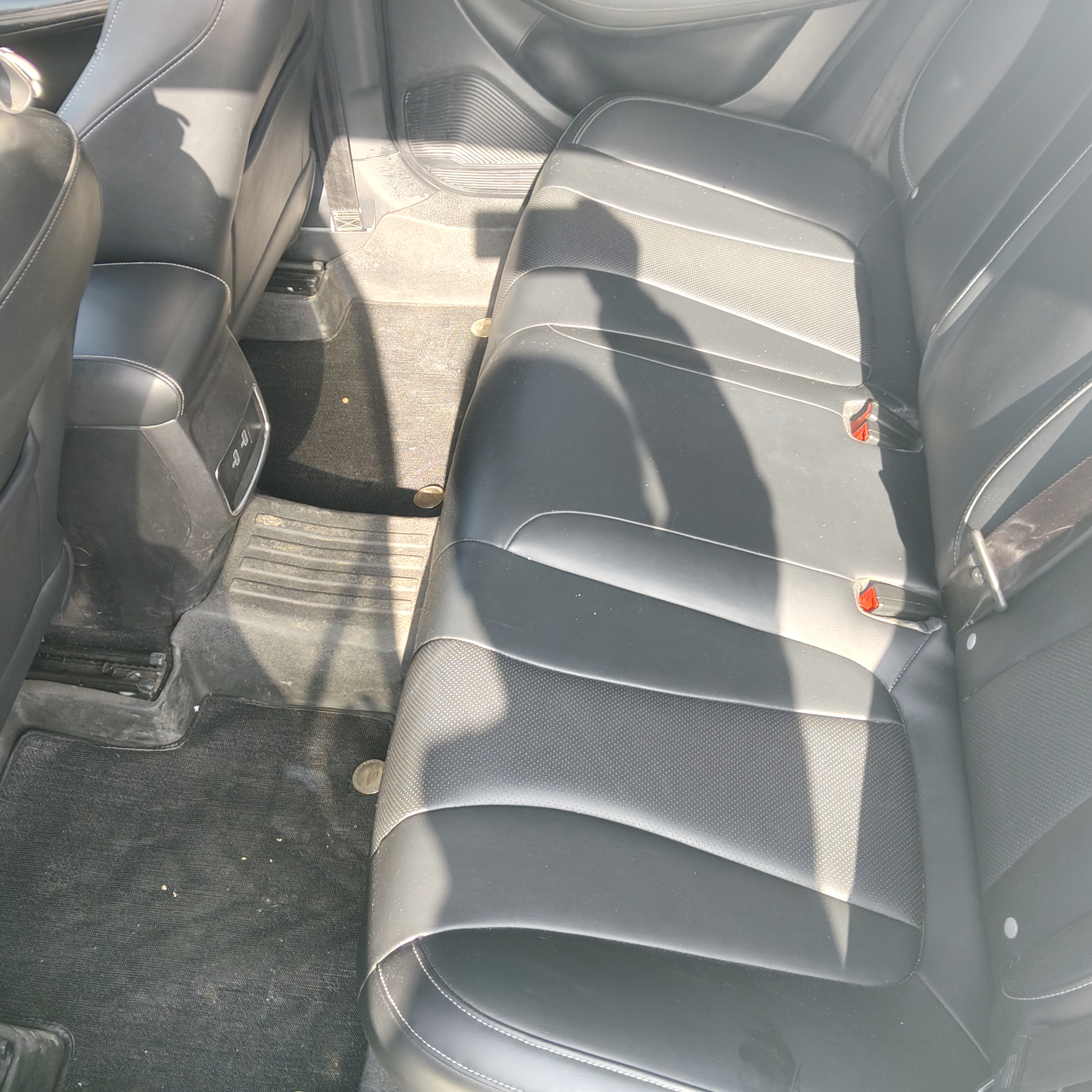 Roewe i5 2018 #13 Roewe i5 2018 car image #13
