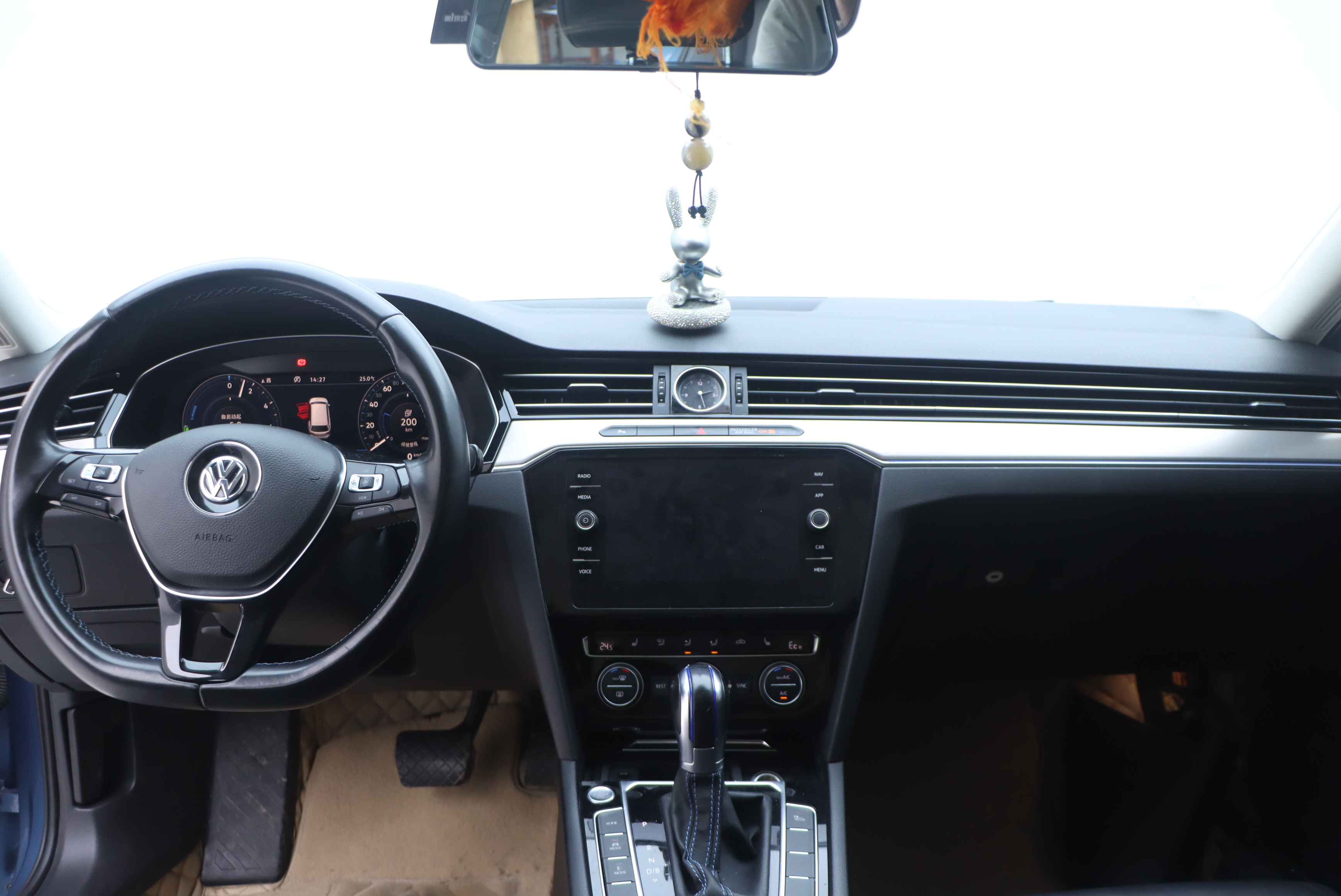 Volkswagen Variant New Energy 2019 صورة سيارة #13