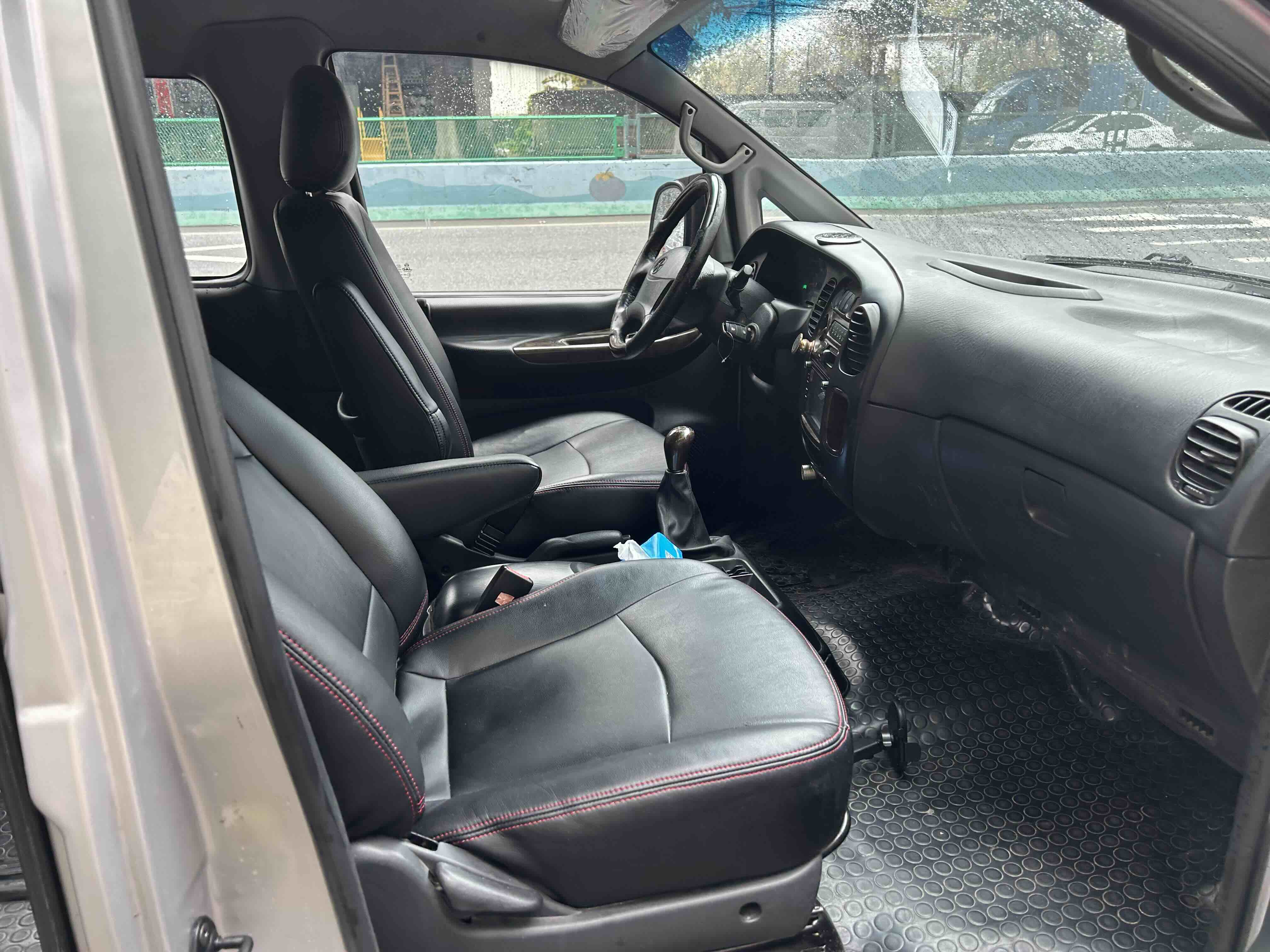 JAC 2015 #13 JAC 2015 car image #13