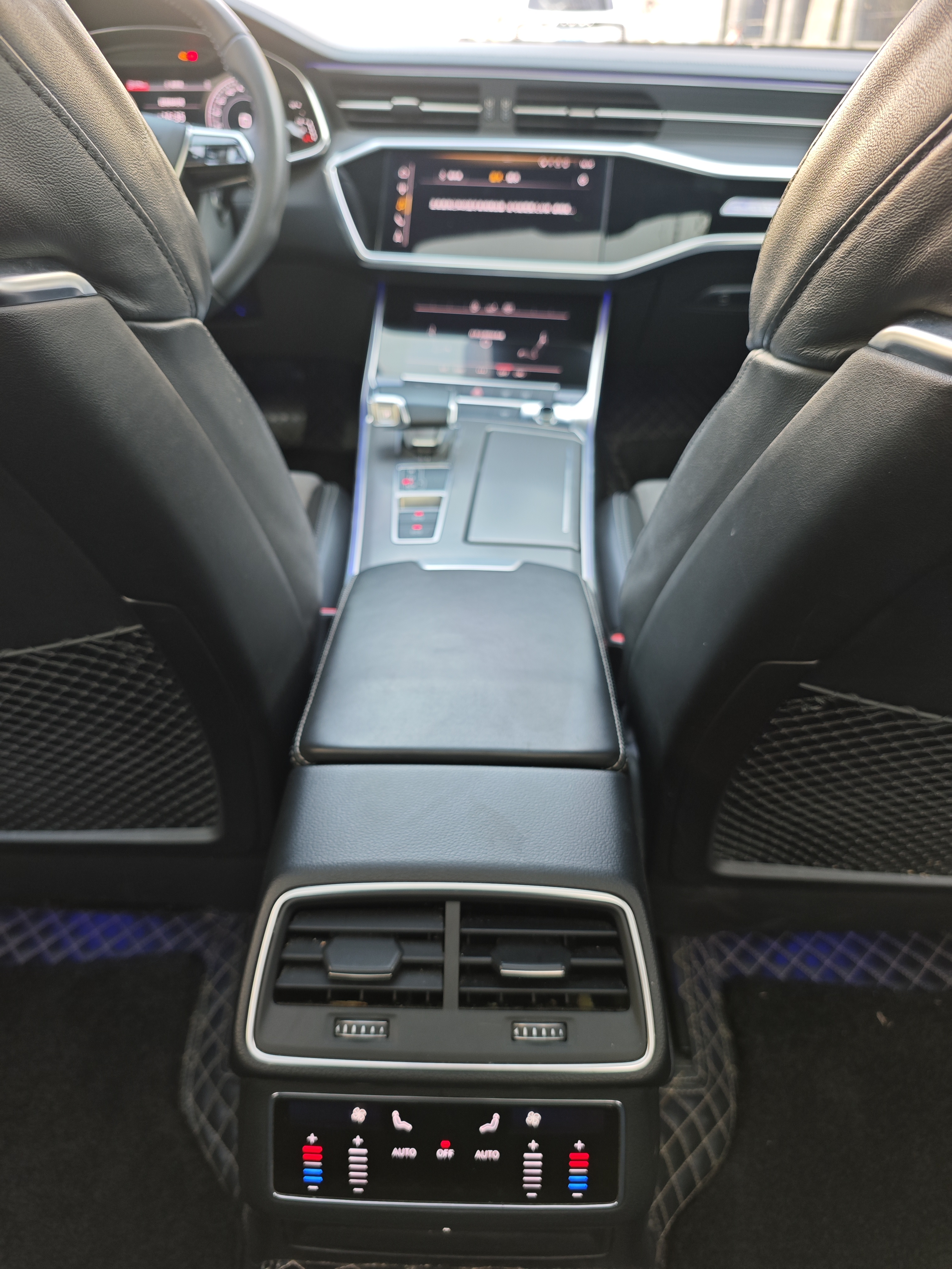 Audi A6L 2019 imagem de carro #13