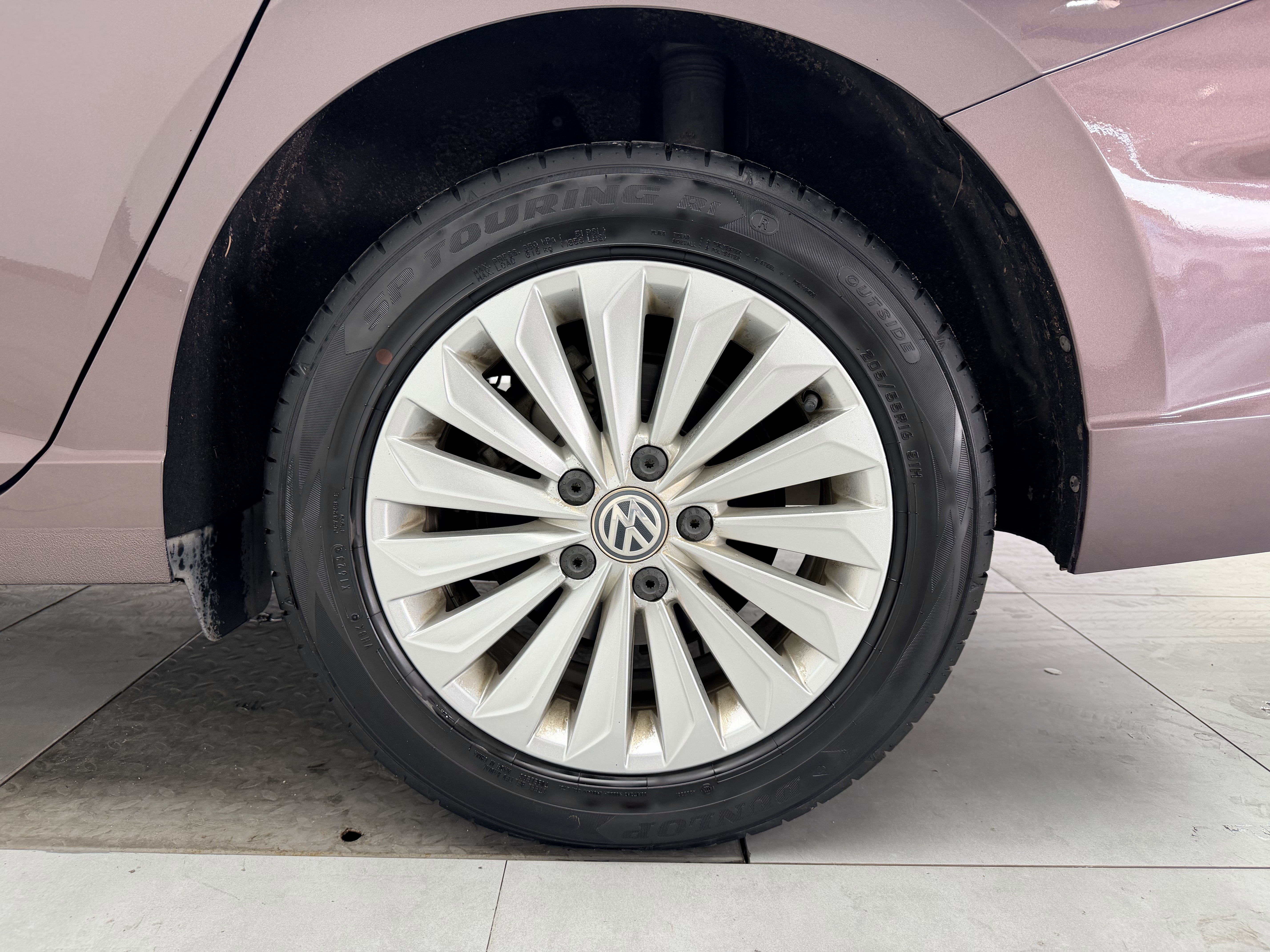 Volkswagen Lavida 2019 #13 Volkswagen Lavida 2019 car image #13