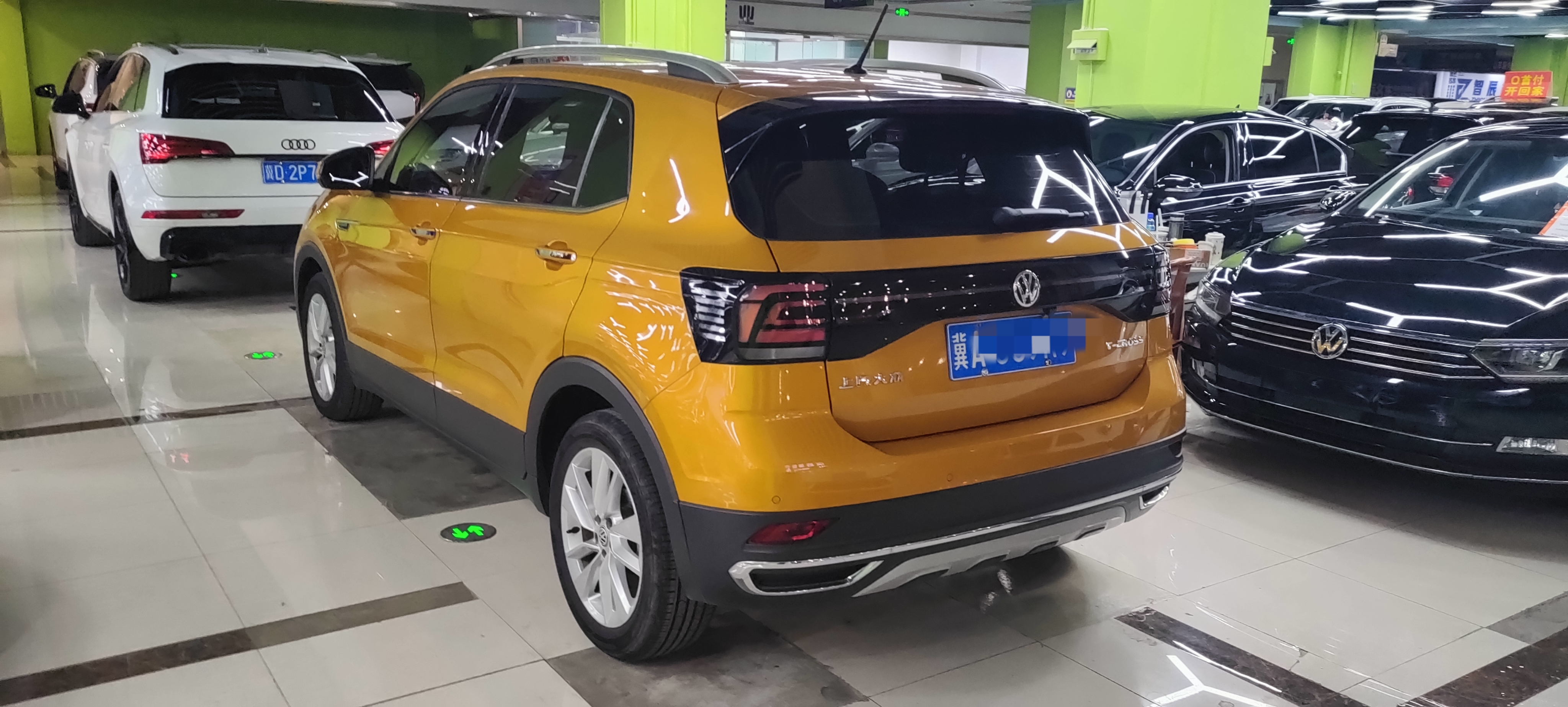 Volkswagen T-Cross 2020 #13 Volkswagen T-Cross 2020 car image #13