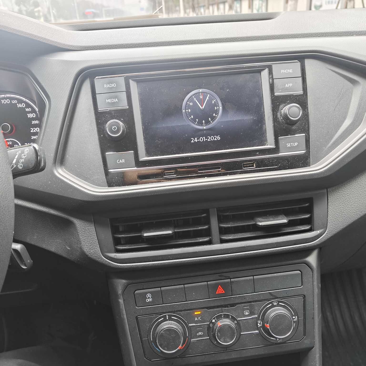 Volkswagen T-Cross 2020 car image #13