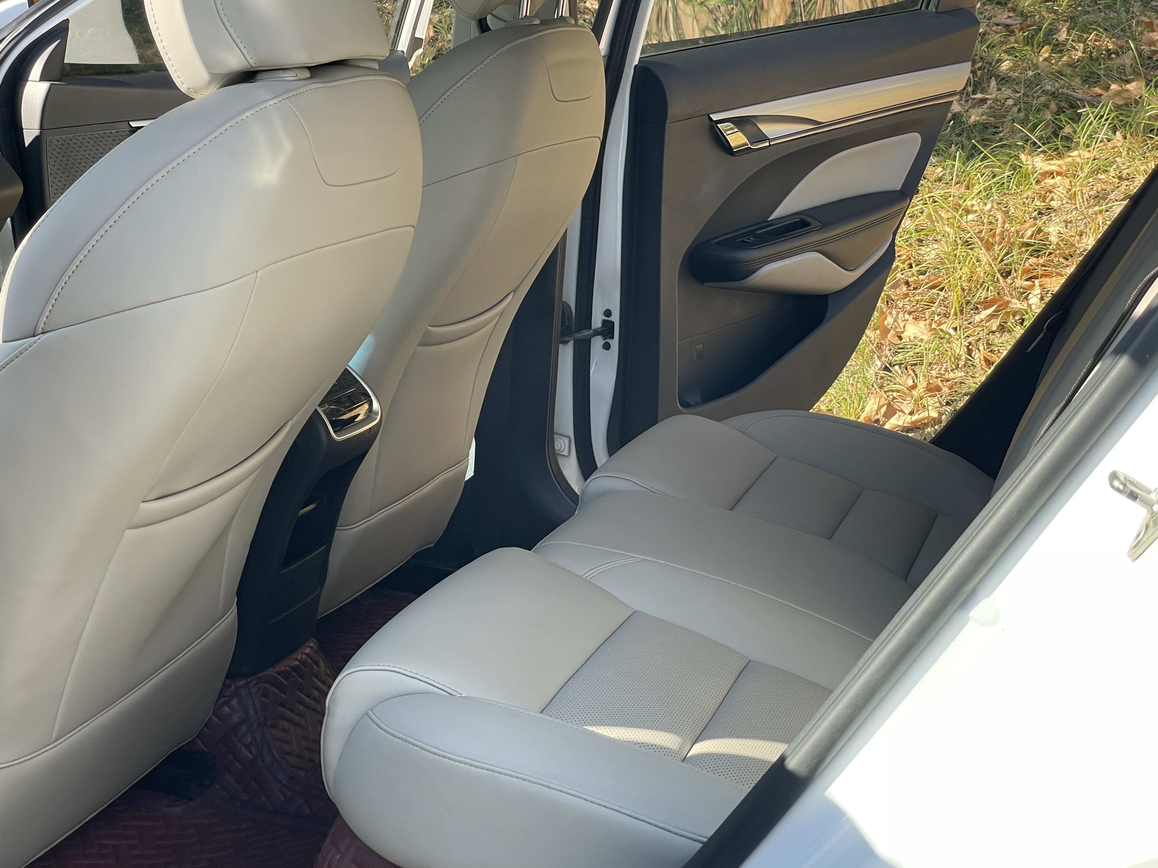 GEELY Binray 2019 #13 GEELY Binray 2019 car image #13