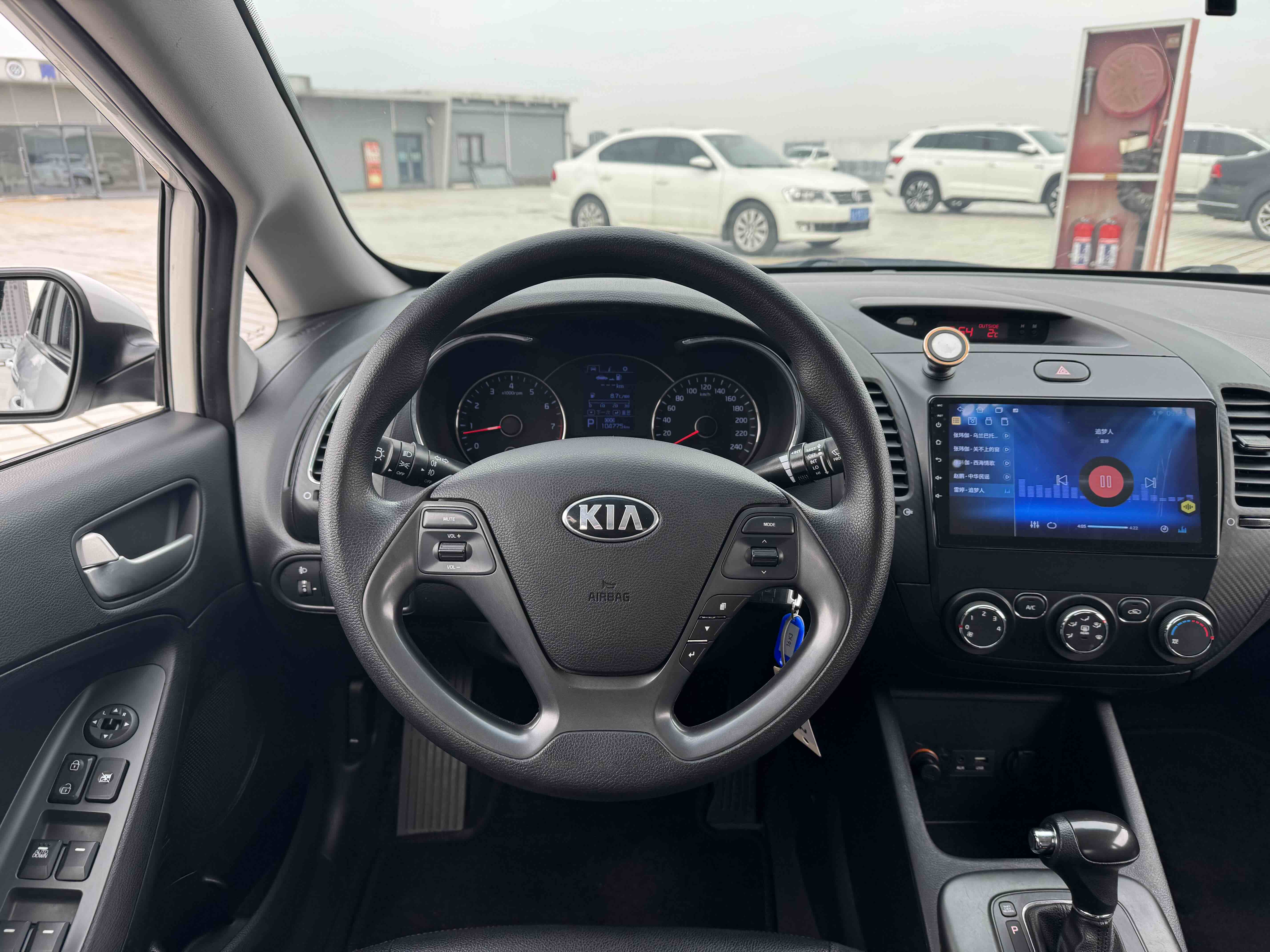 Kia K3 2016 #13 Kia K3 2016 car image #13