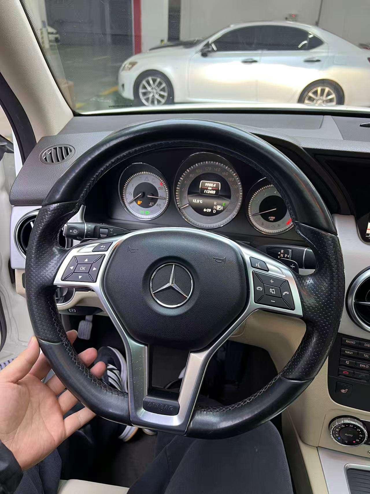 Mercedes-Benz GLK Class 2015 car image #13