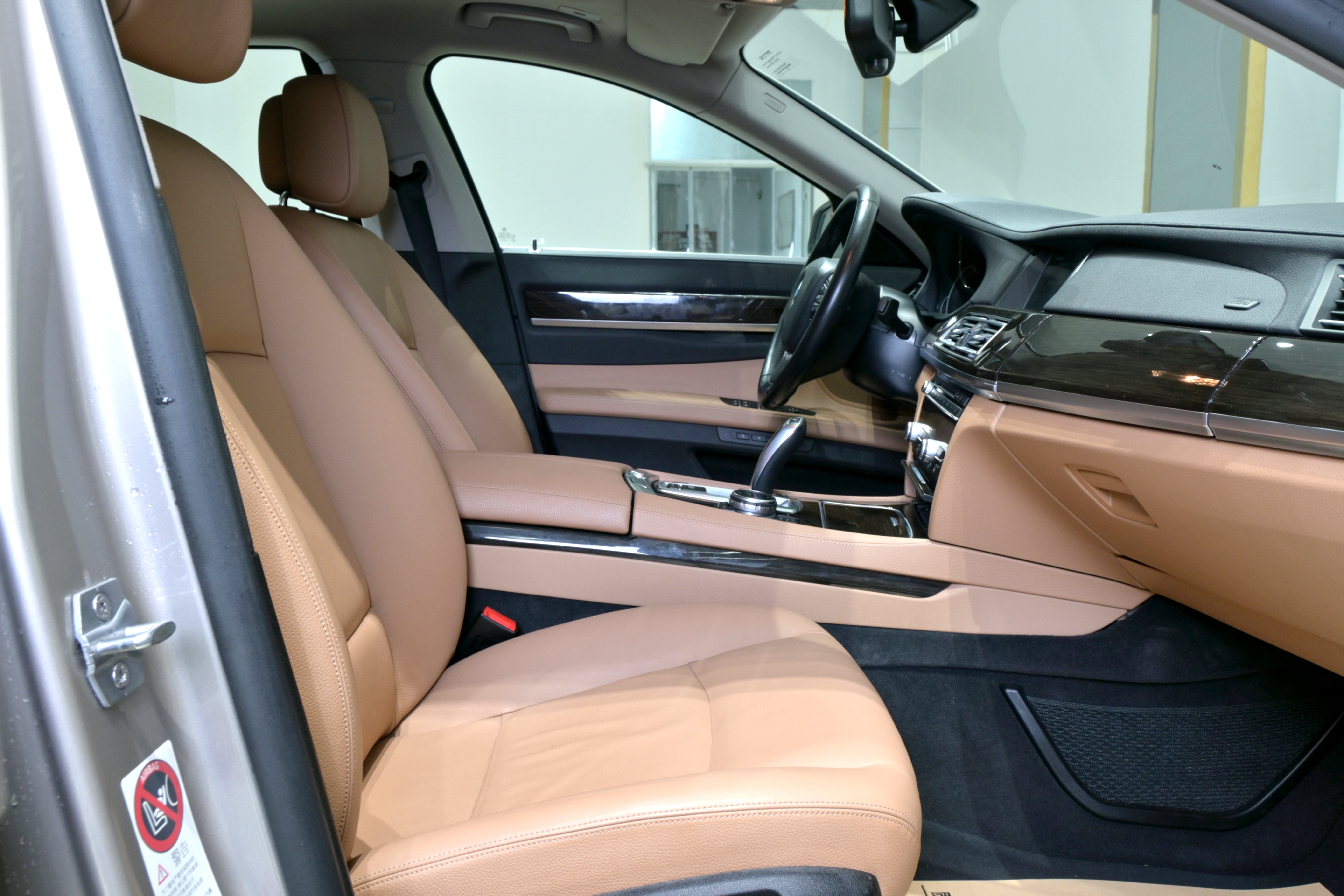 BMW 7 Series 2014 #13 BMW 7 Series 2014 car image #13