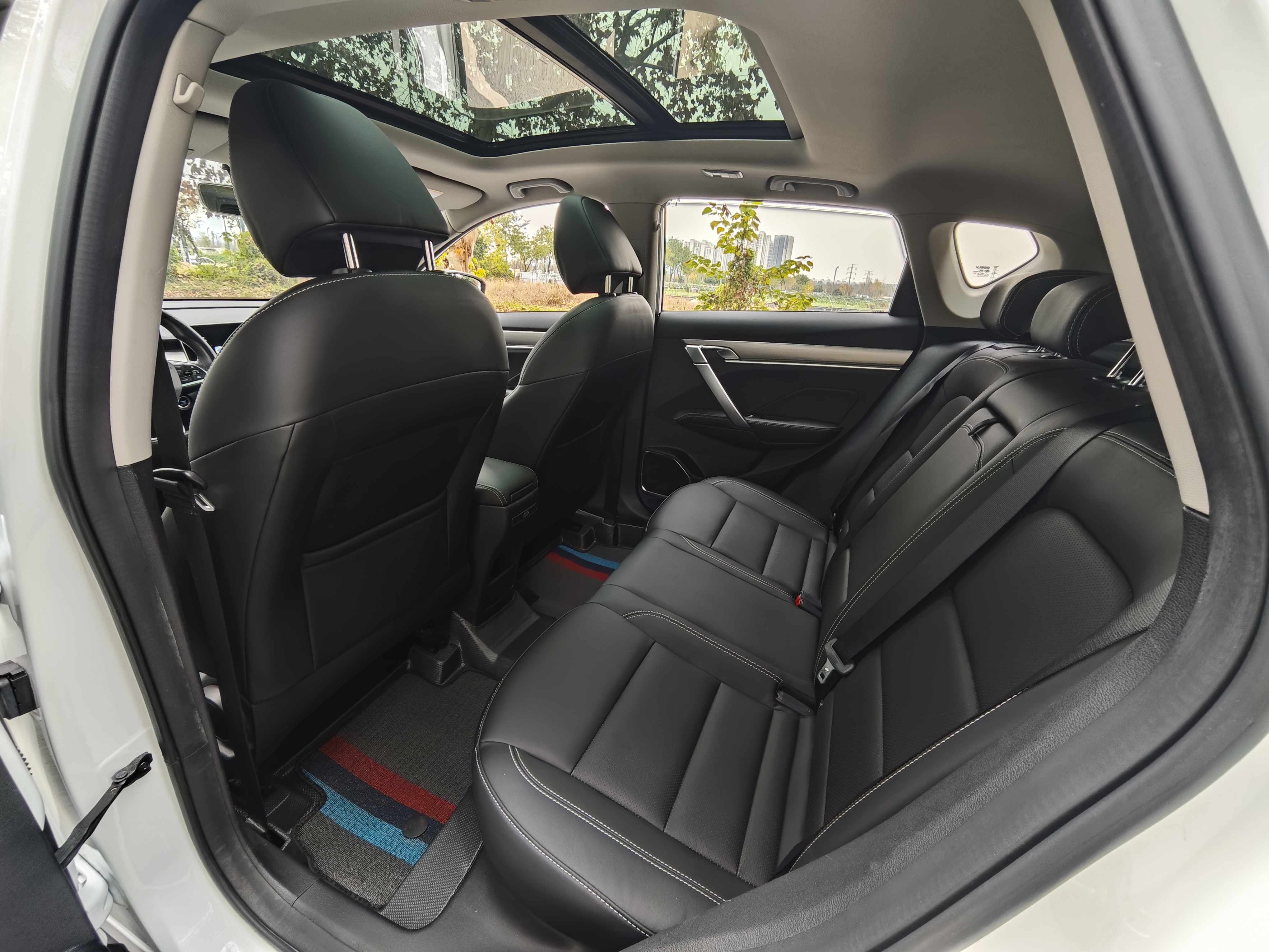 GEELY Coolray 2020 #13 GEELY Coolray 2020 car image #13